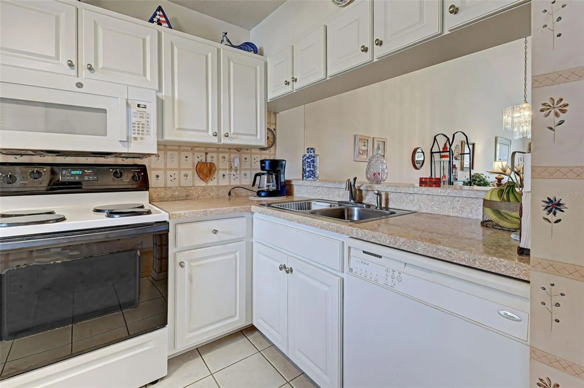 Property Slideshow image 20 of 76 | 418 cerromar ct 261, Venice, FL, 34293