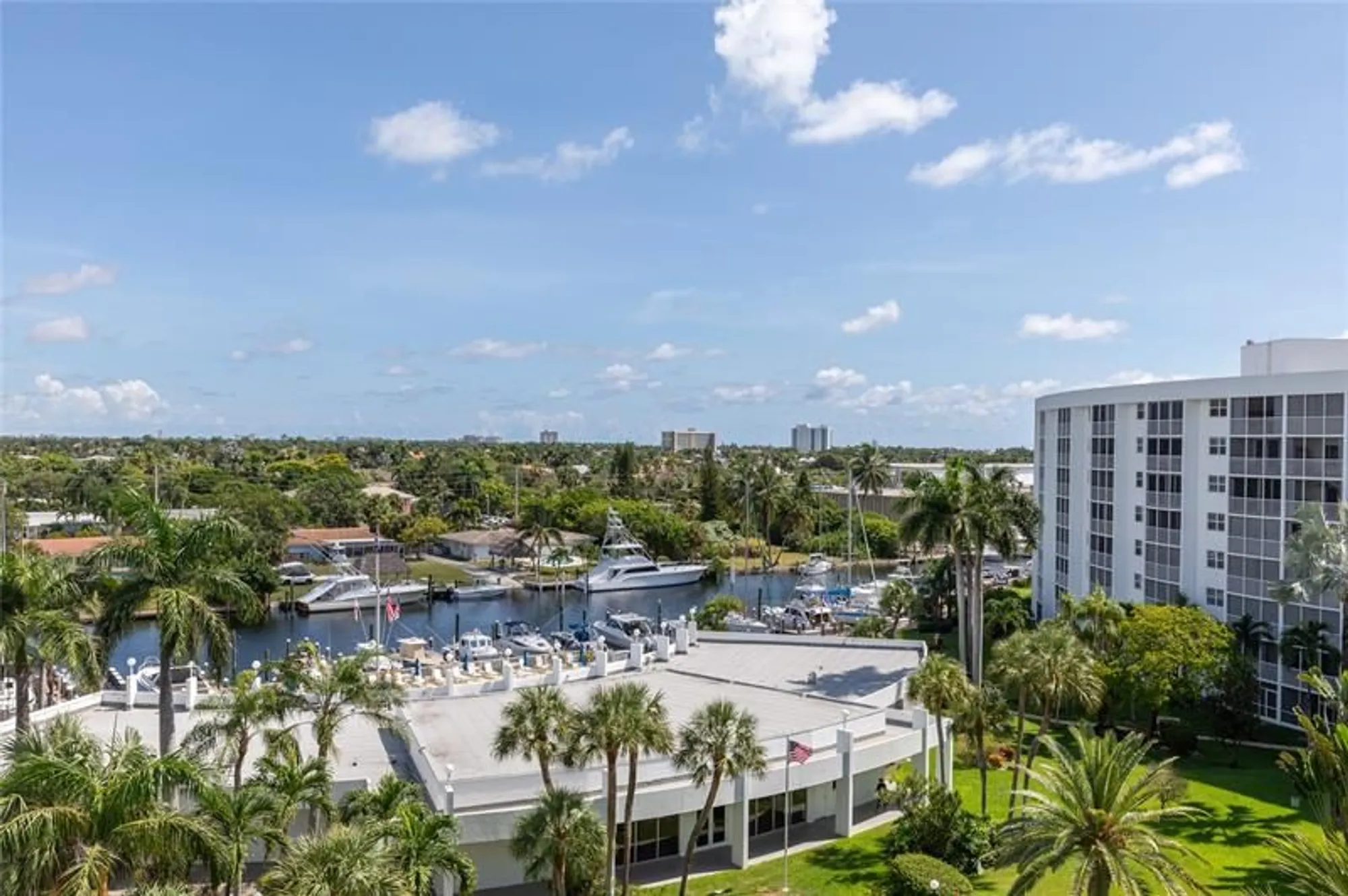 Property Slideshow image 15 of 43 | 2731 ne 14th street cswy 710, Pompano Beach, FL, 33062