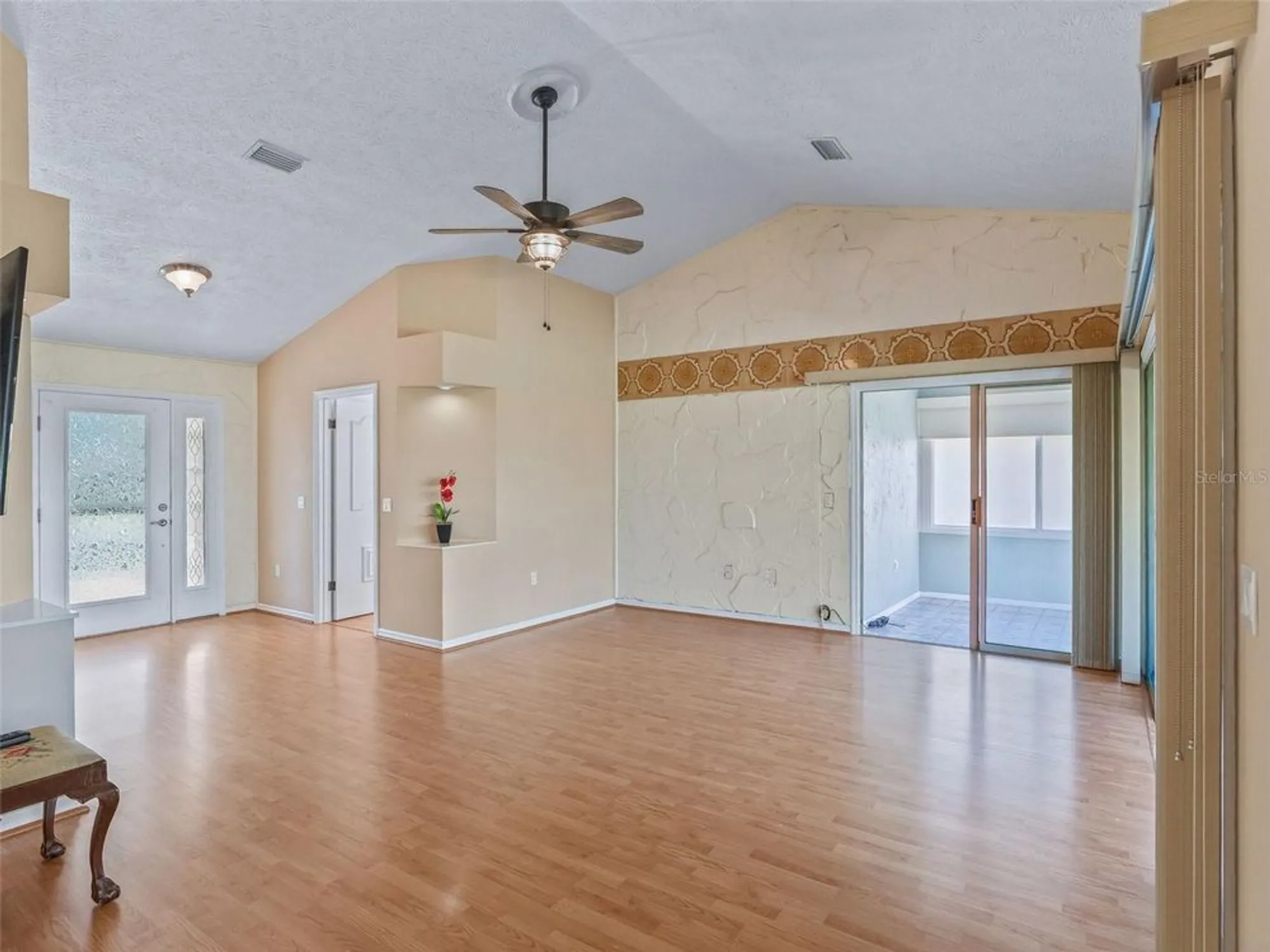 Property Slideshow image 12 of 31 | 11381 se 175th ln, Summerfield, FL, 34491