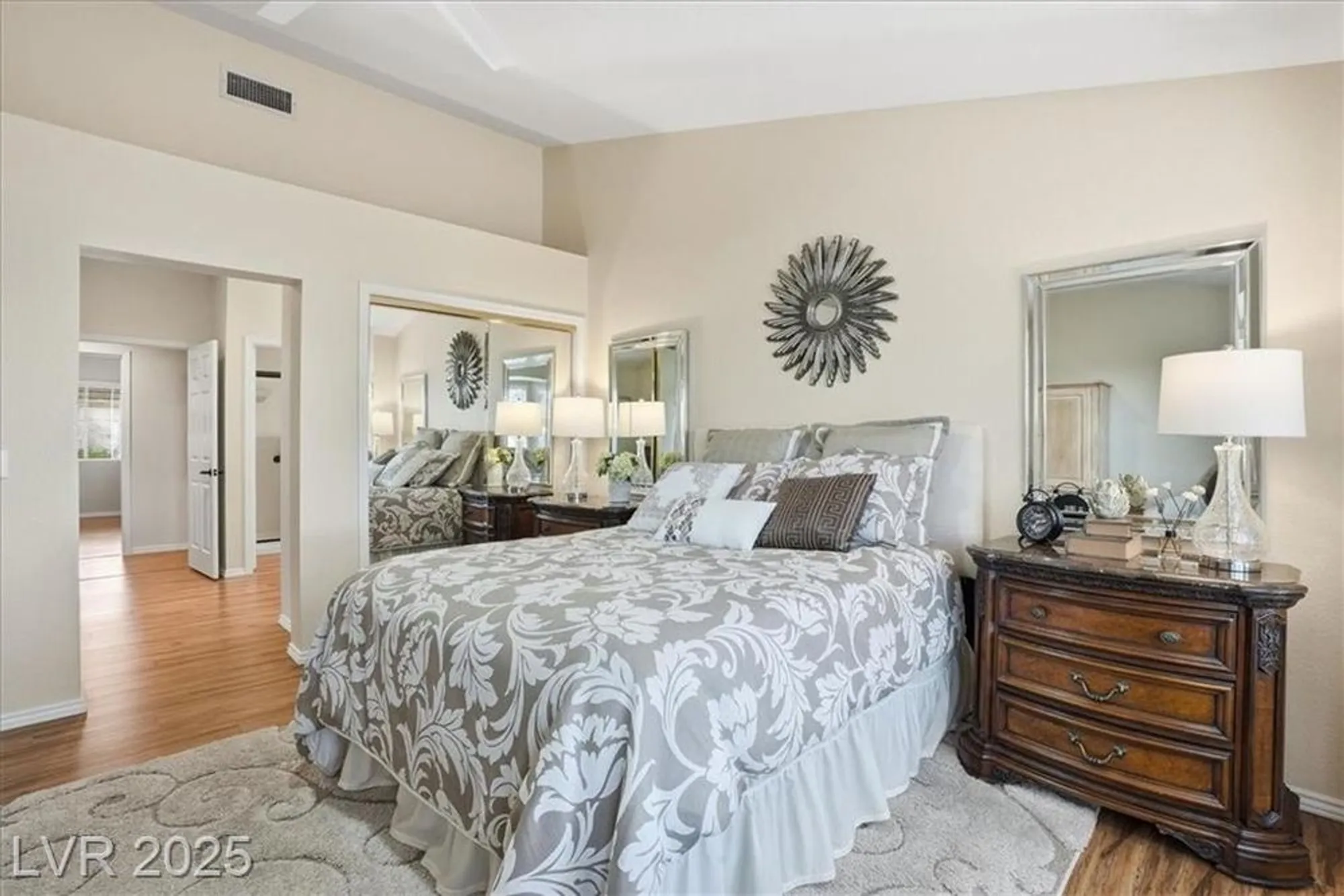 Property Slideshow image 18 of 52 | 2904 castle bar dr, Las Vegas, NV, 89134