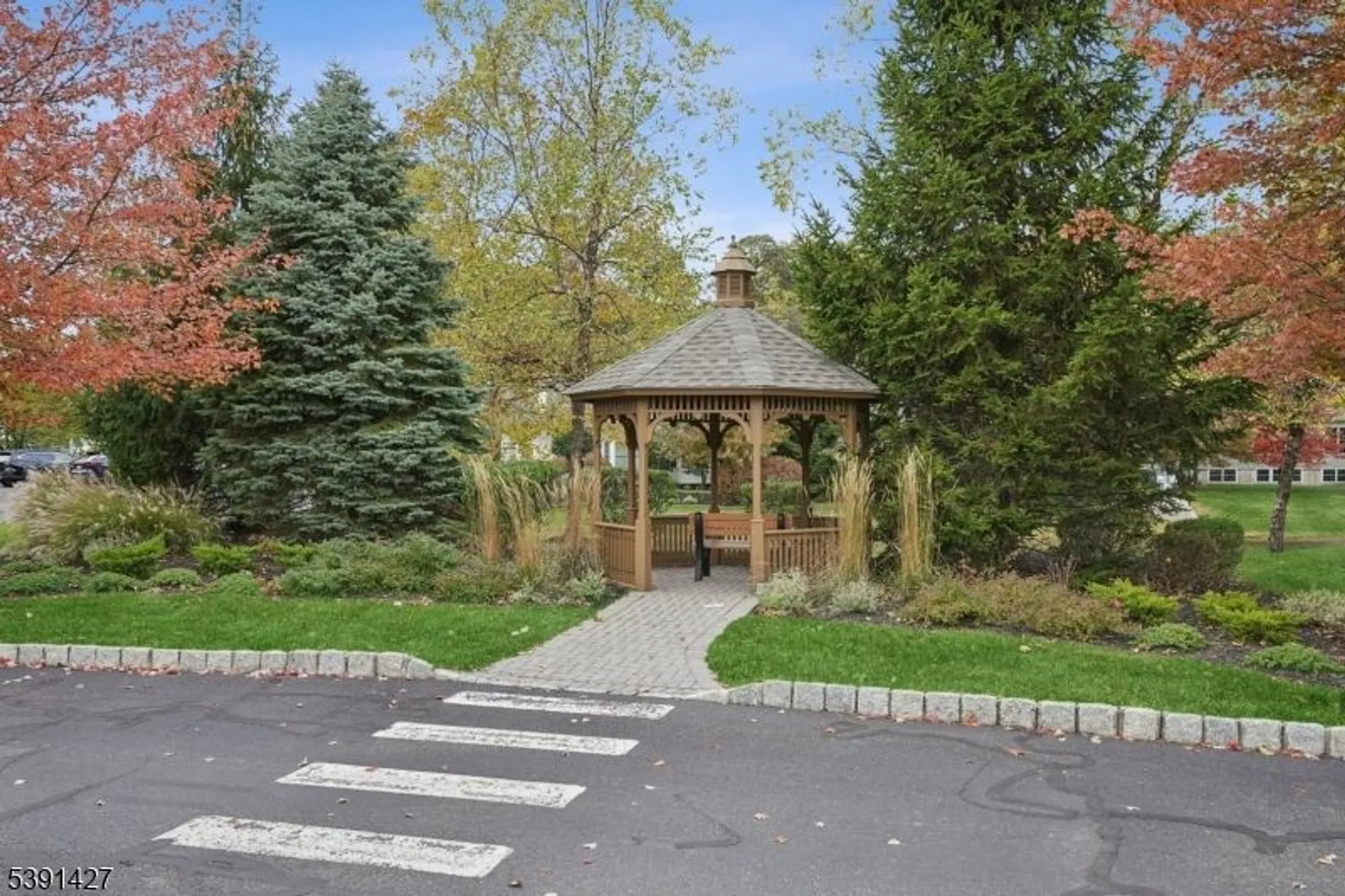Property Slideshow image 43 of 45 | 6 pebble rd unit d1 # d1, Woodland Park, NJ, 07424
