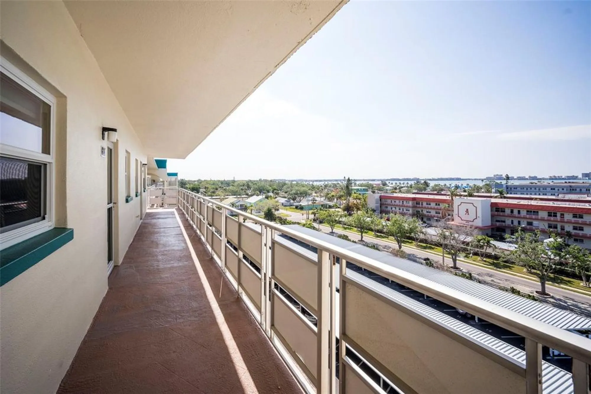 Property Slideshow image 4 of 32 | 2960 59th st 615, Gulfport, FL, 33707