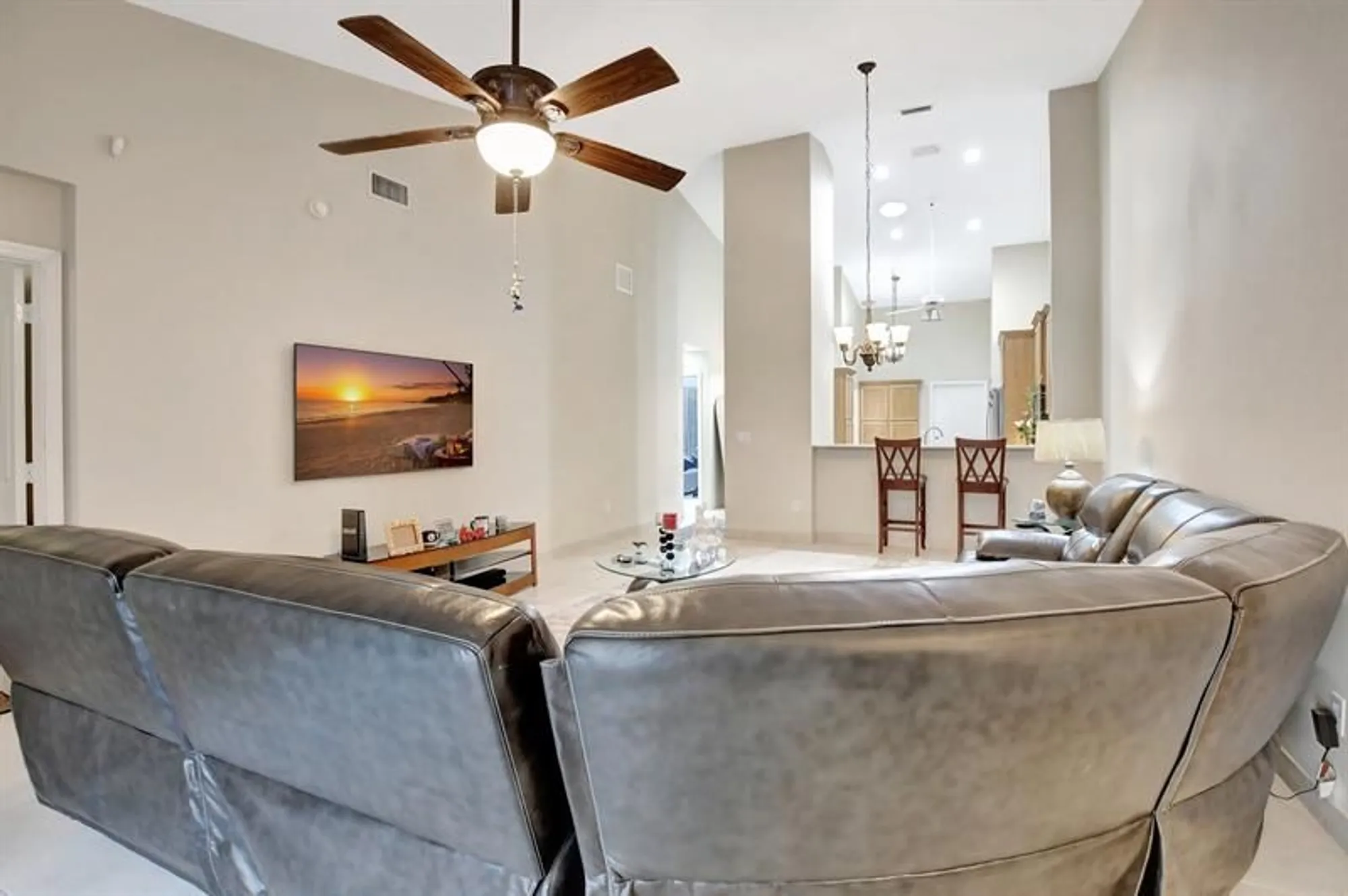 Property Slideshow image 20 of 41 | 9720 malvern dr, Tamarac, FL, 33321