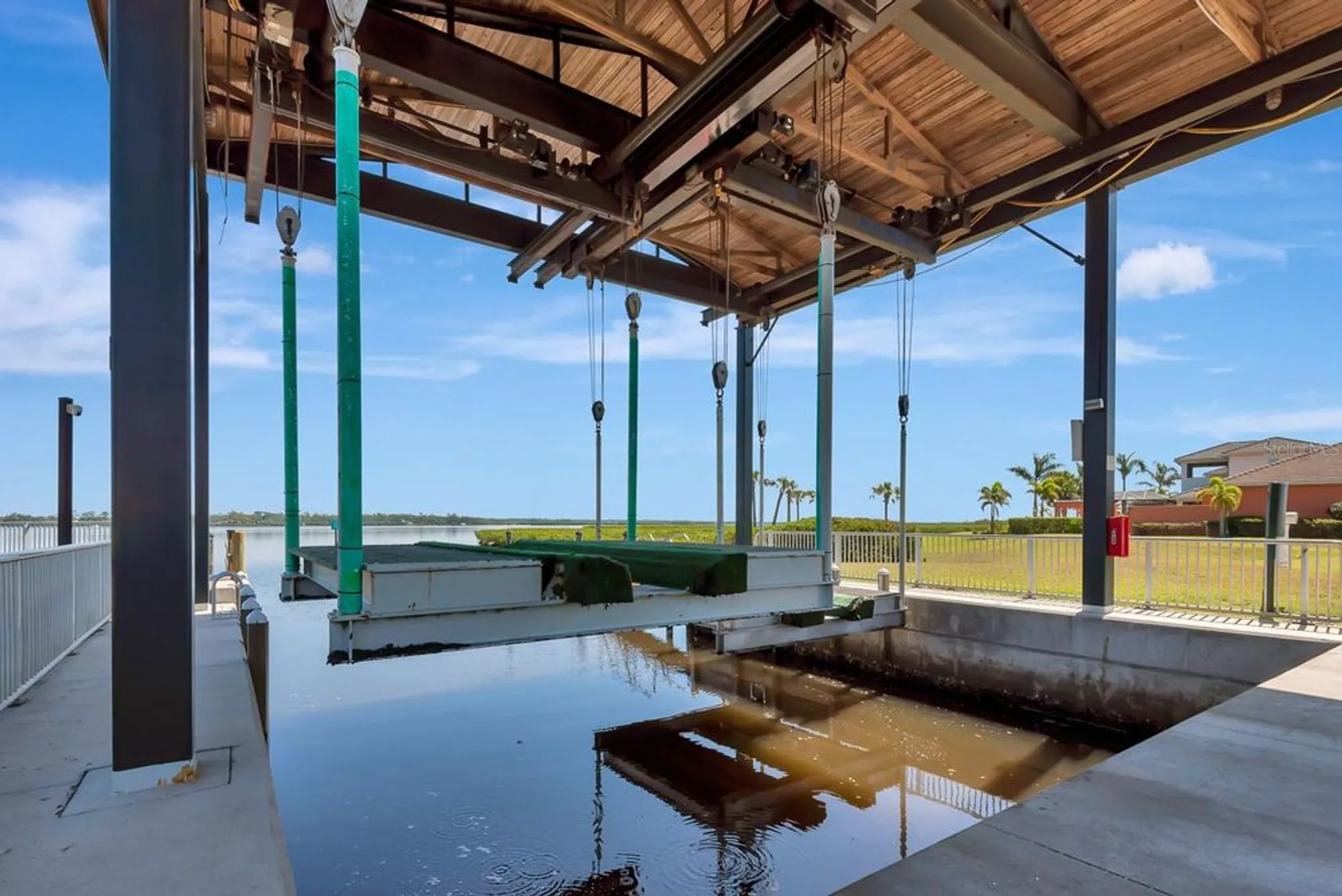 Property Slideshow image 39 of 85 | 915 tidewater shores loop, Bradenton, FL, 34208