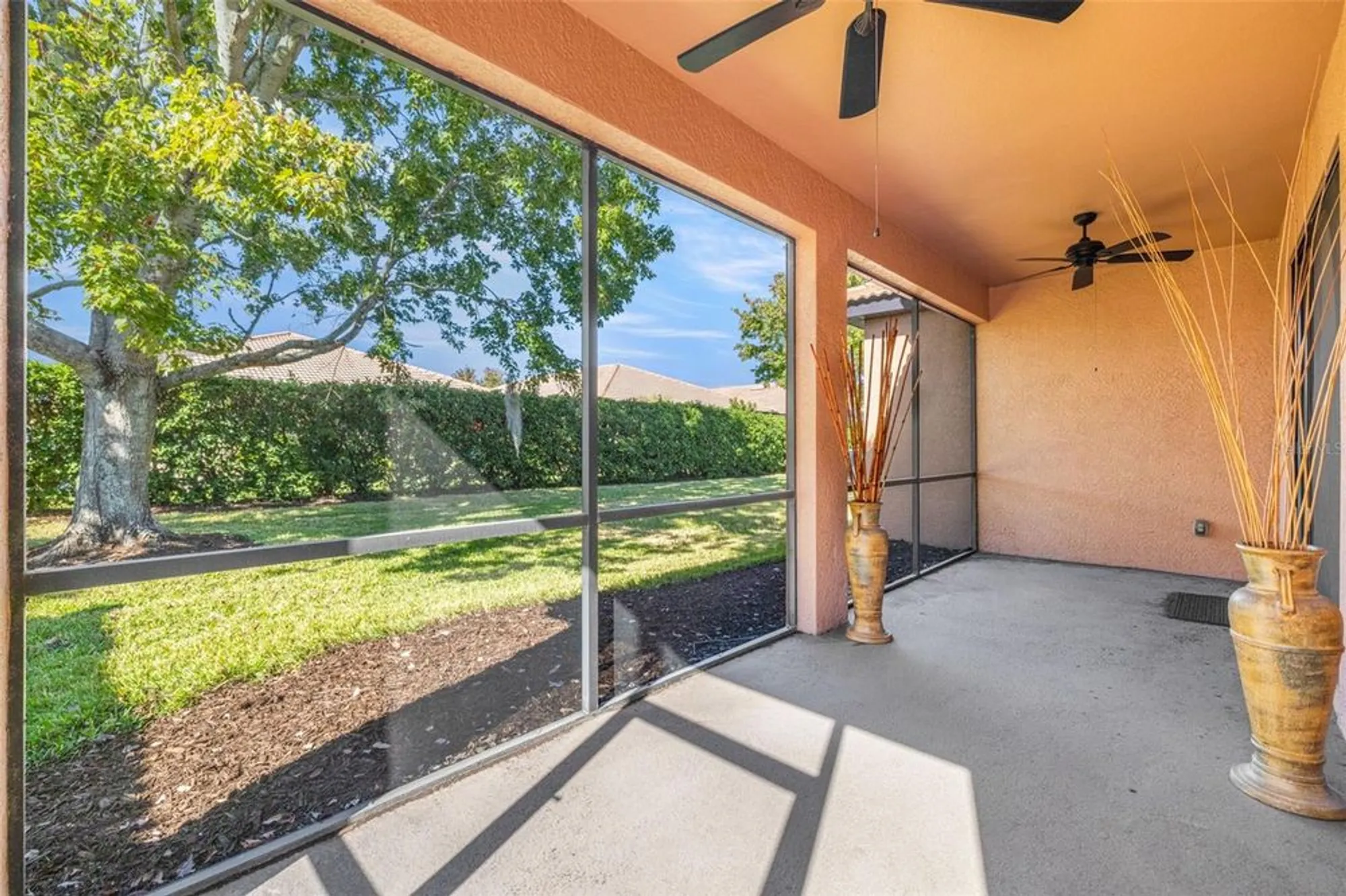 Property Slideshow image 39 of 54 | 5808 hidden falls ln, Apollo Beach, FL, 33572