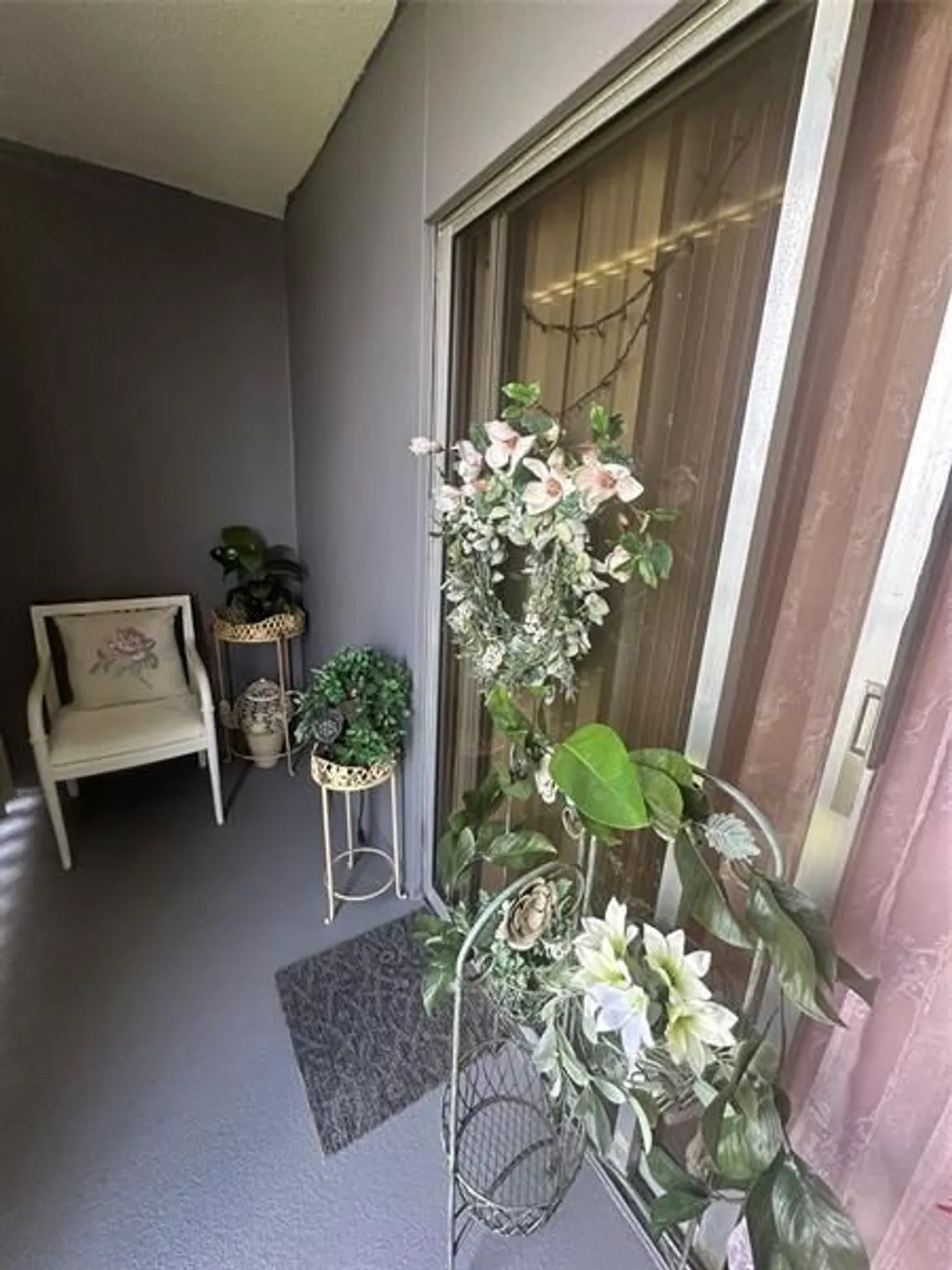 Property Slideshow image 14 of 19 | 1401 sw 134th way apt 307, Pembroke Pines, FL, 33027