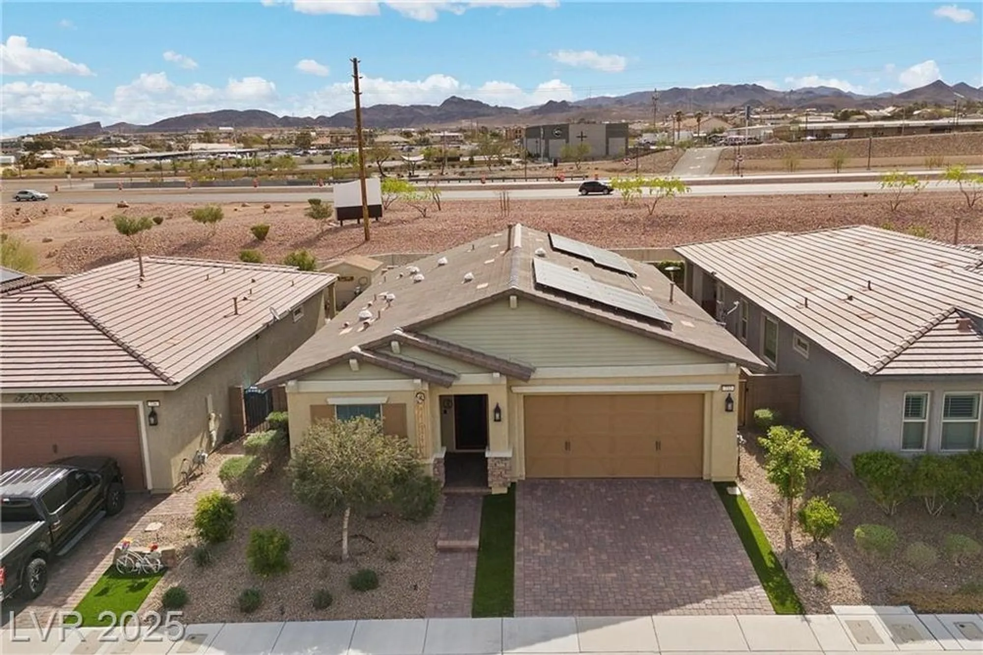 Property Slideshow image 42 of 70 | 732 rosewater dr, Henderson, NV, 89011