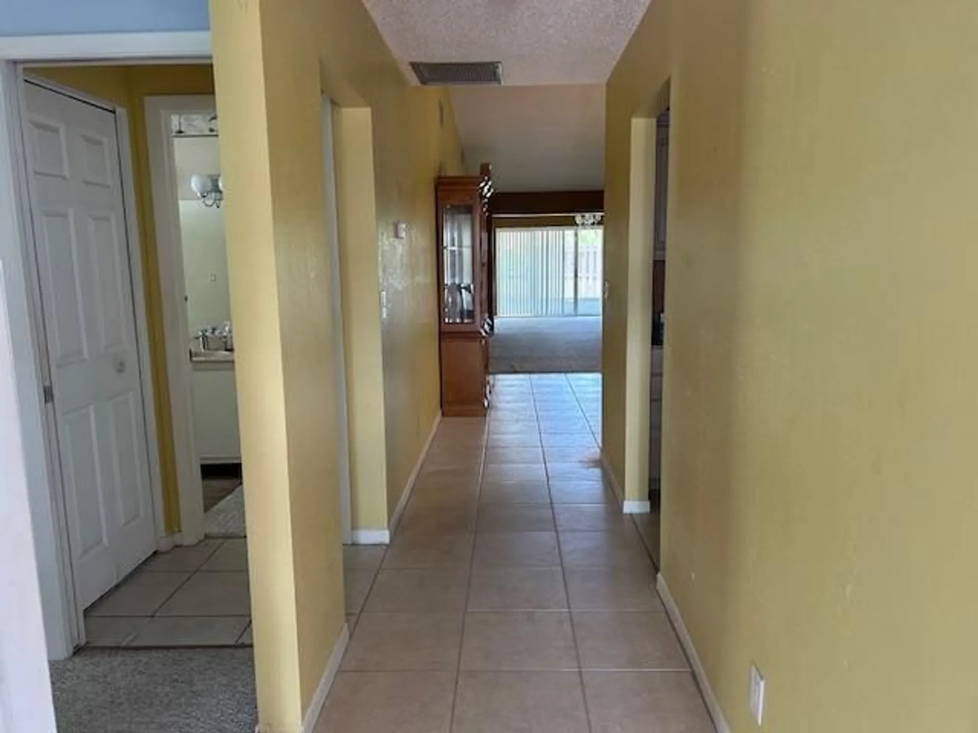 Property Slideshow image 11 of 19 | 4210 lucerne villas ln # 4210, Lake Worth, FL, 33467