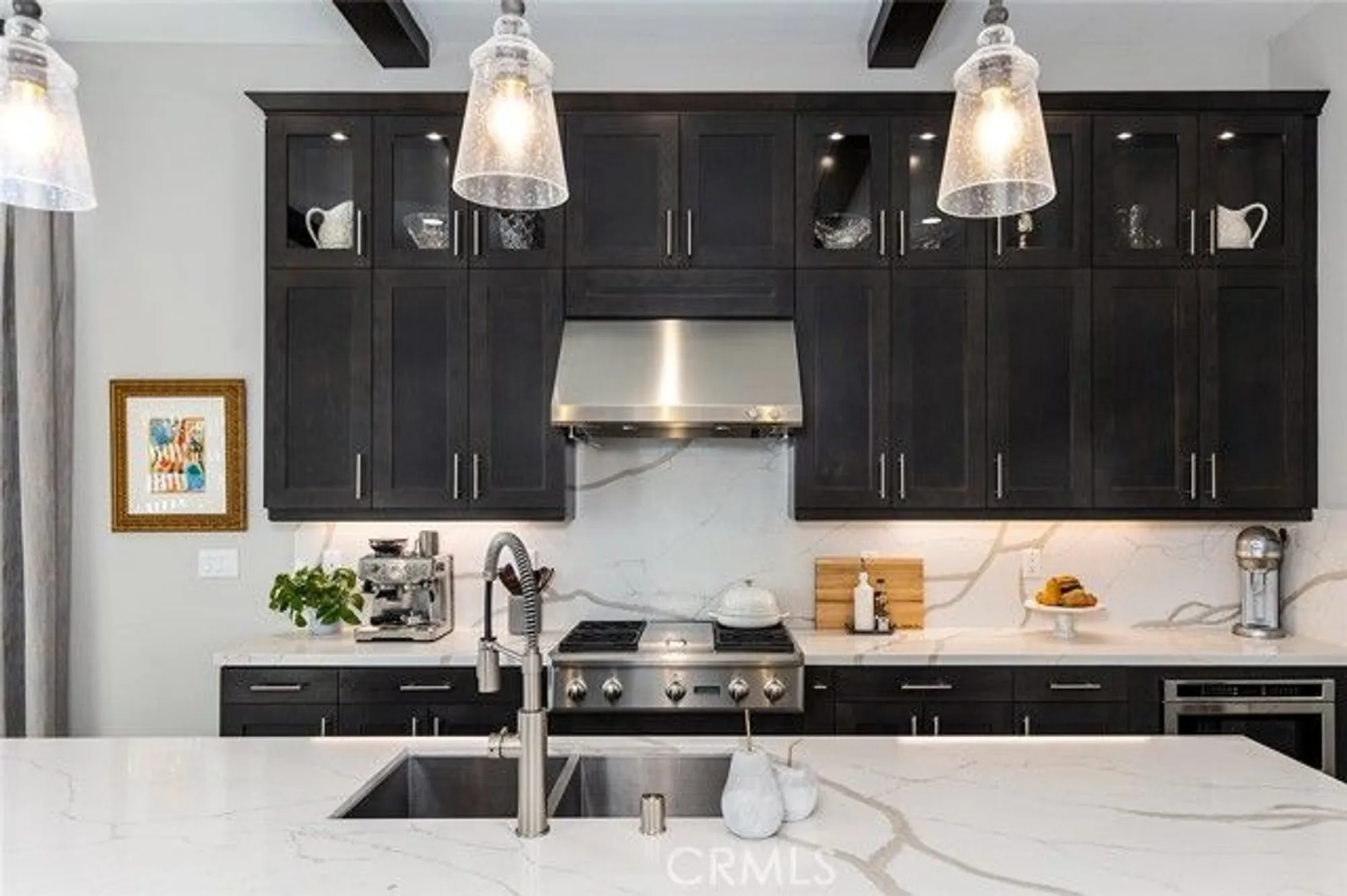 Property Slideshow image 13 of 43 | 25102 citron ln, Canyon Country, CA, 91387