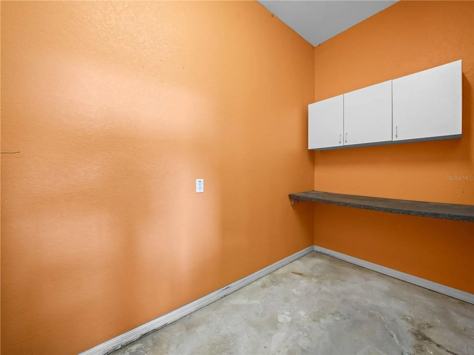 Property Slideshow image 37 of 78 | 4172 dunmore dr, Lake Wales, FL, 33859