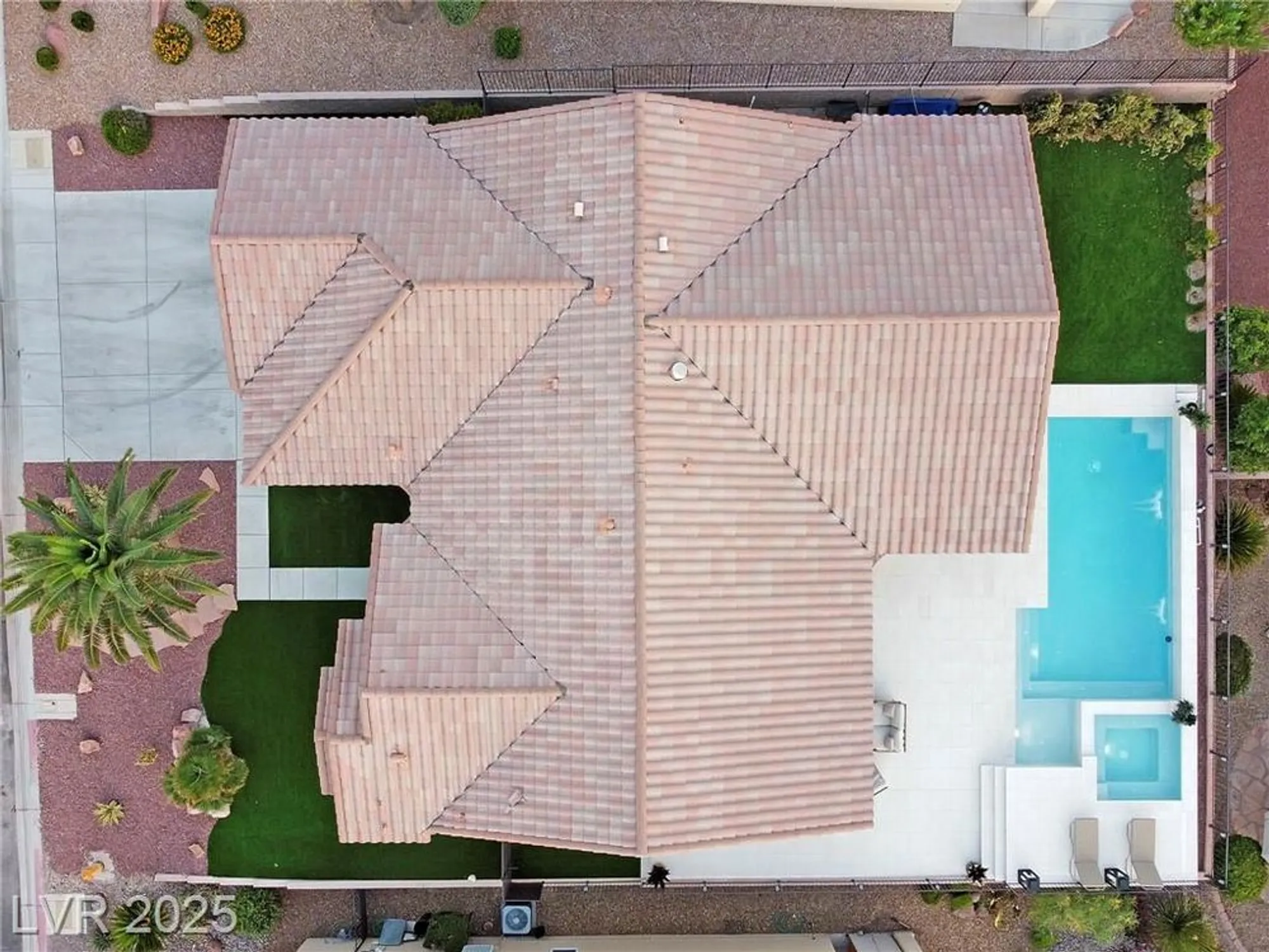 Property Slideshow image 53 of 56 | 1999 oliver springs st, Henderson, NV, 89052