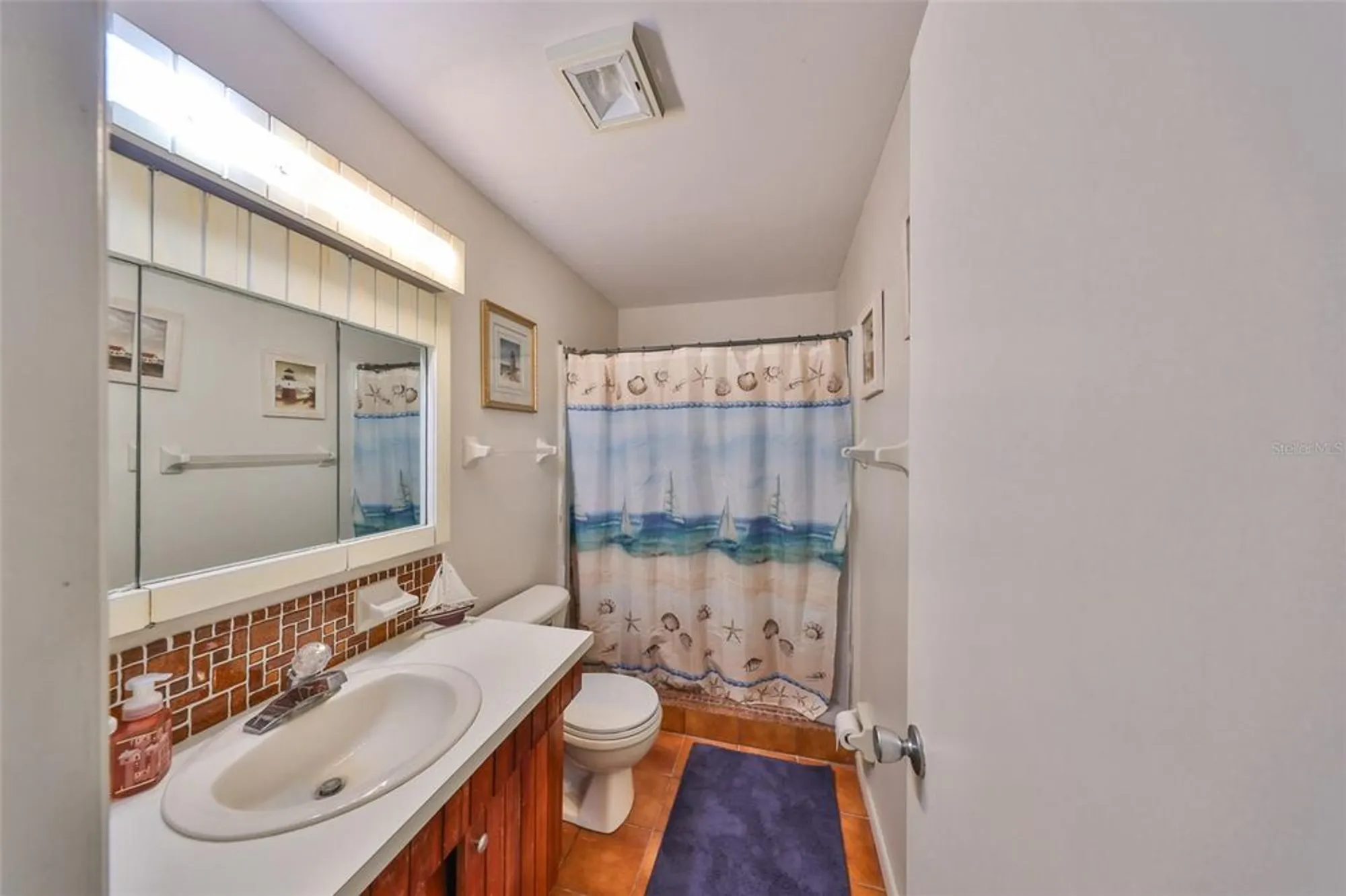 Property Slideshow image 33 of 53 | 672 allegheny dr, Sun City Center, FL, 33573