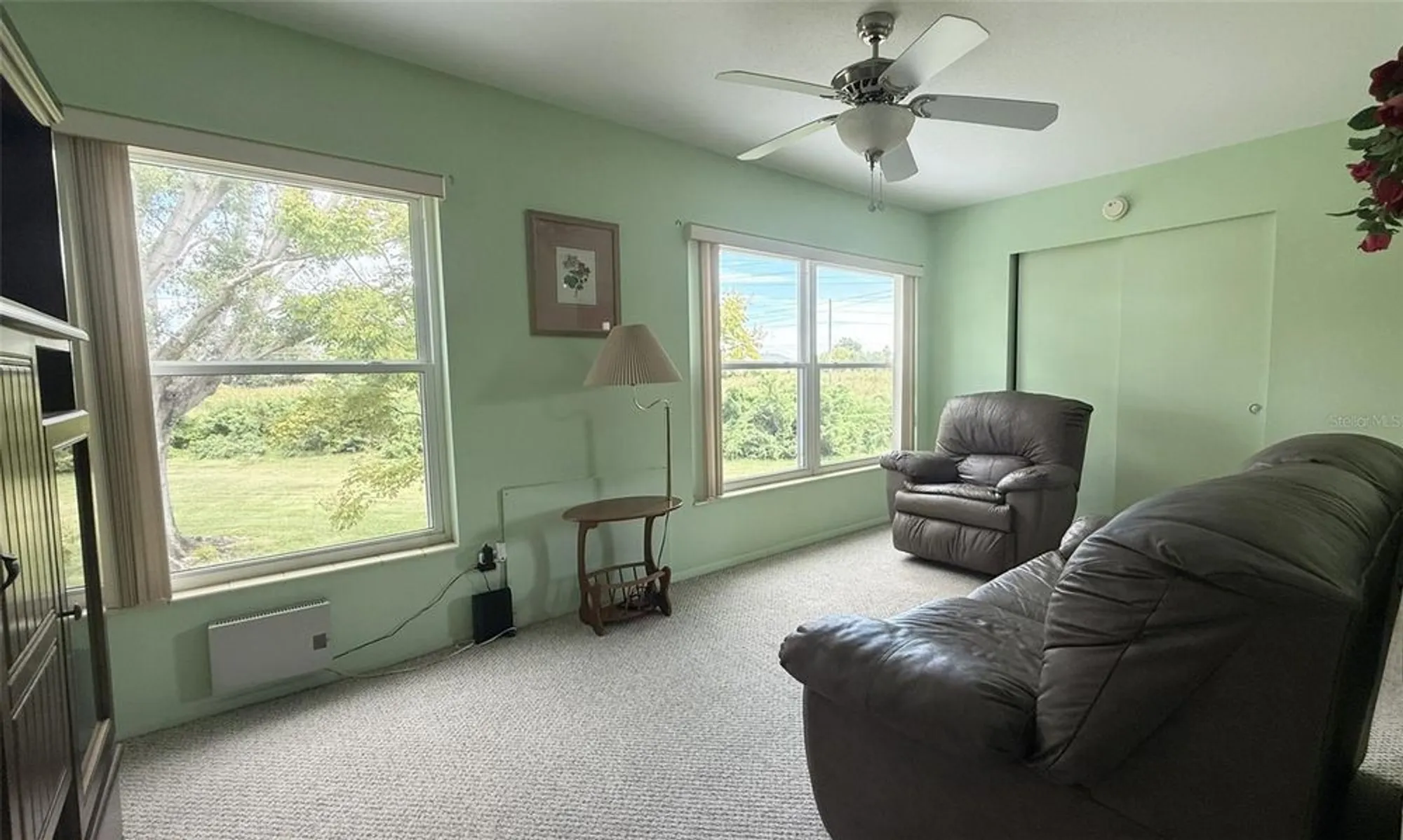 Property Slideshow image 13 of 33 | 2460 canadian way 48, Clearwater, FL, 33763