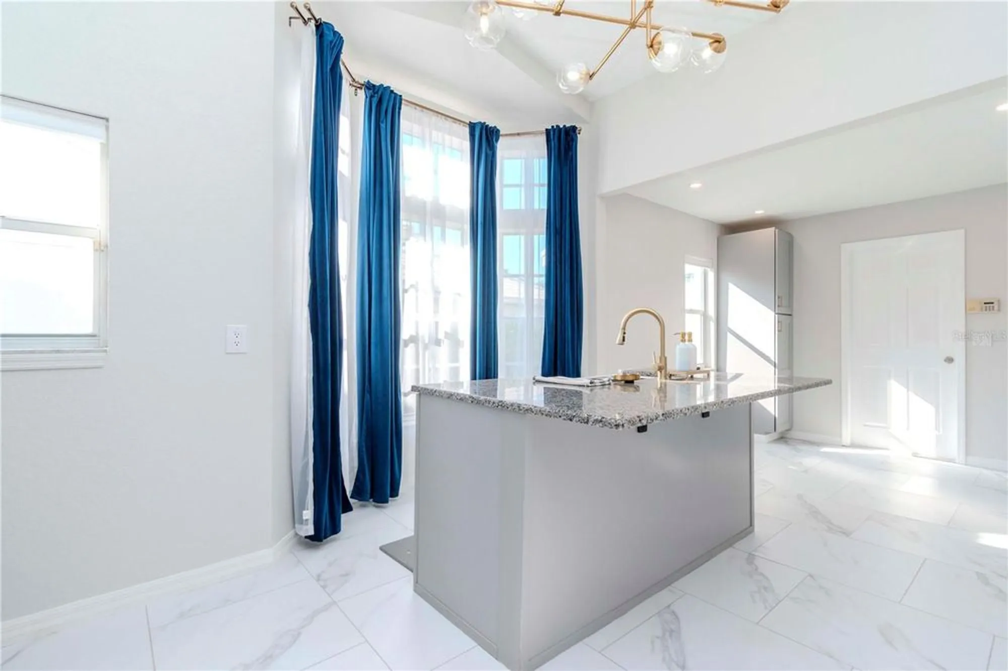 Property Slideshow image 9 of 48 | 9376 french quarters cir, Weeki Wachee, FL, 34613