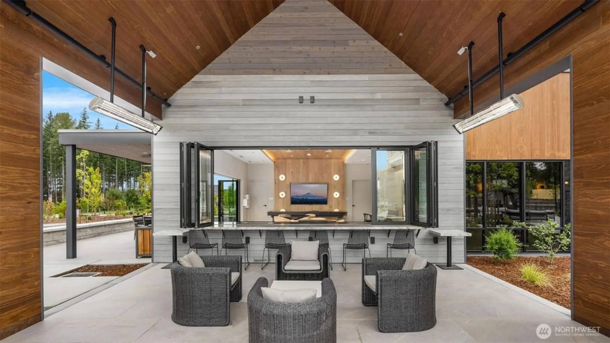 Property Slideshow image 21 of 31 | 33938 calla lily pl se, Black Diamond, WA, 98010