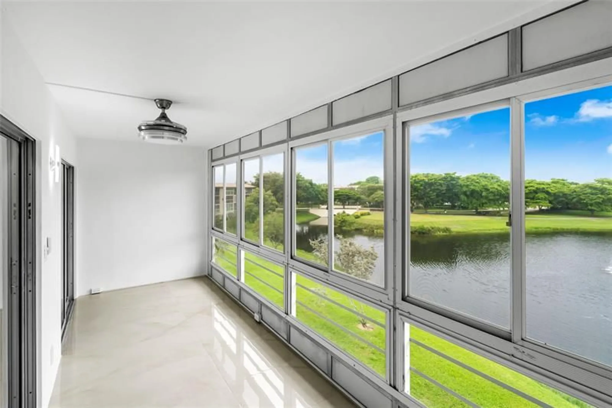Property Slideshow image 18 of 21 | 3204 portofino pt b4, Coconut Creek, FL, 33066