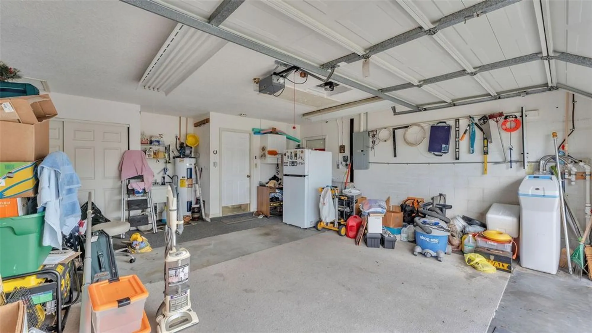 Property Slideshow image 35 of 51 | 6054 crane dr, Lakeland, FL, 33809