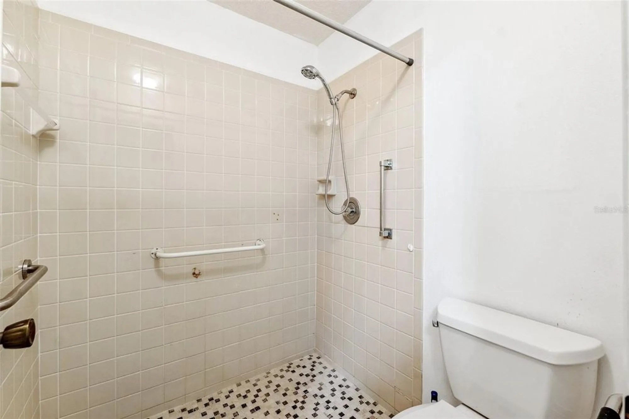 Property Slideshow image 13 of 30 | 6514 thicket trl, New Port Richey, FL, 34653