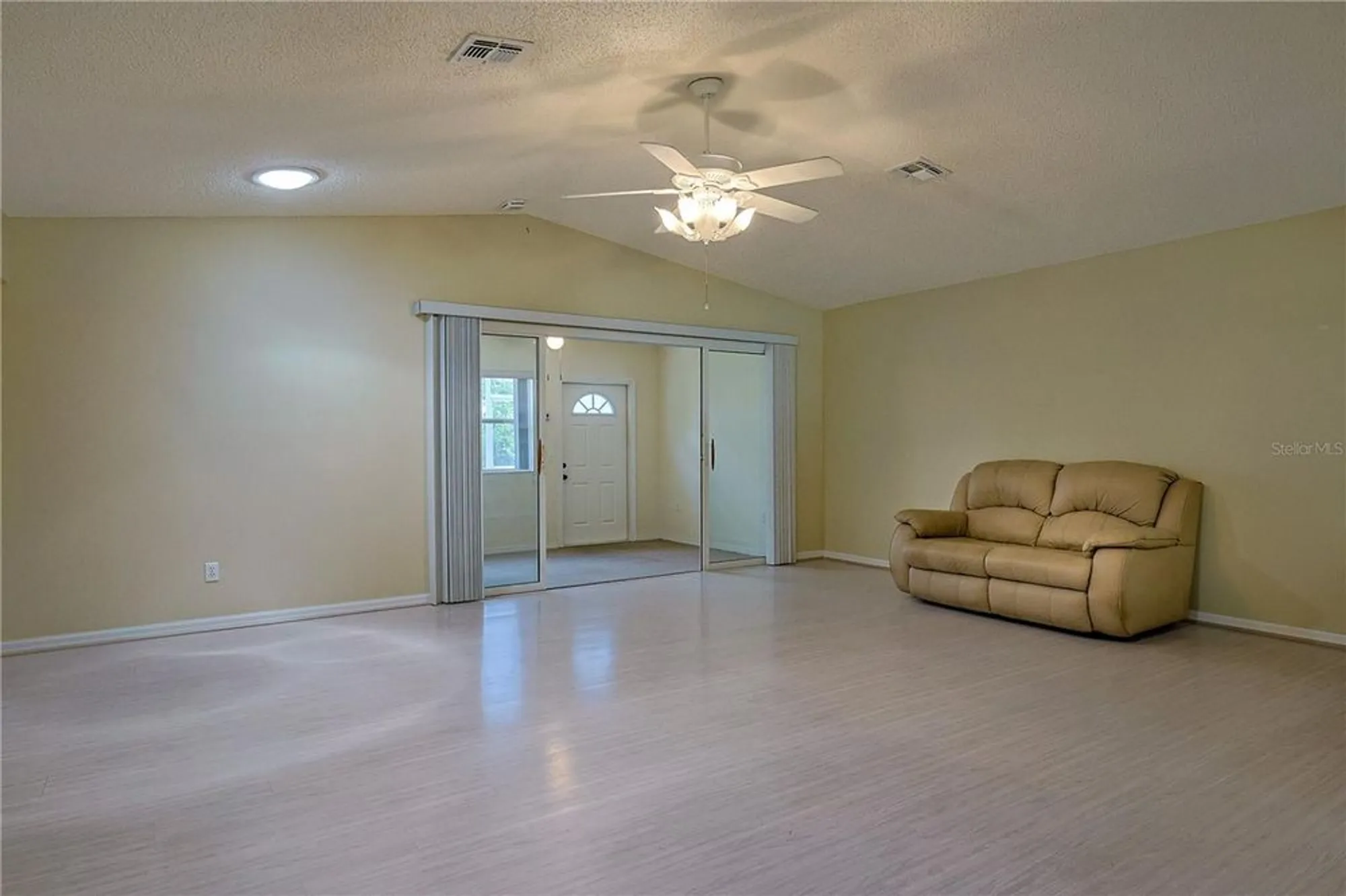 Property Slideshow image 9 of 30 | 32716 westwood loop, Leesburg, FL, 34748