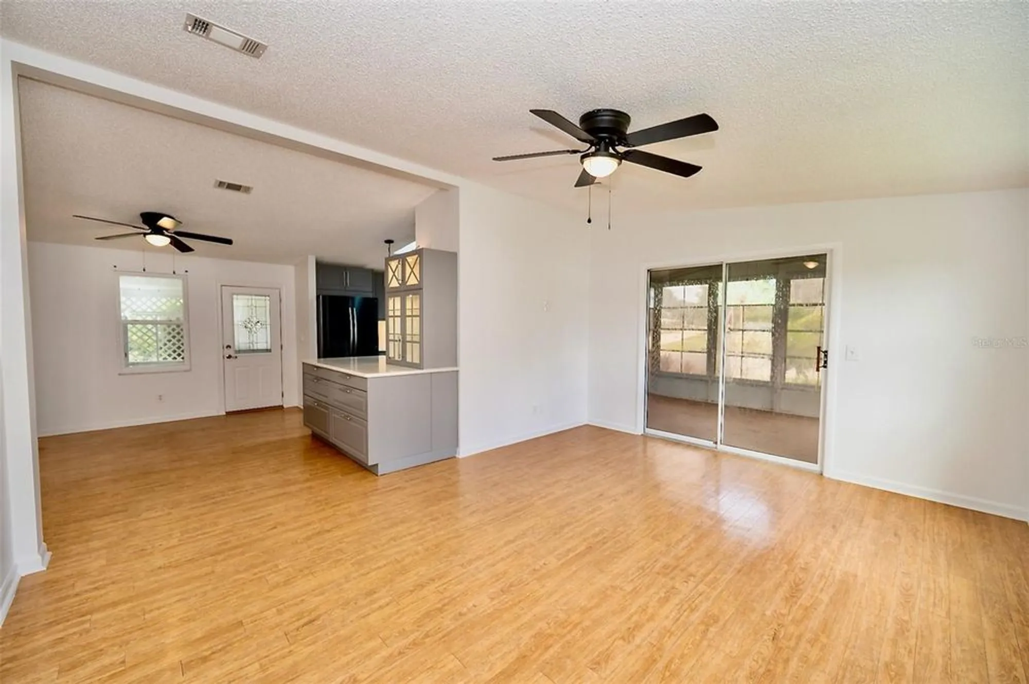 Property Slideshow image 11 of 51 | 24841 pine hl, Leesburg, FL, 34748