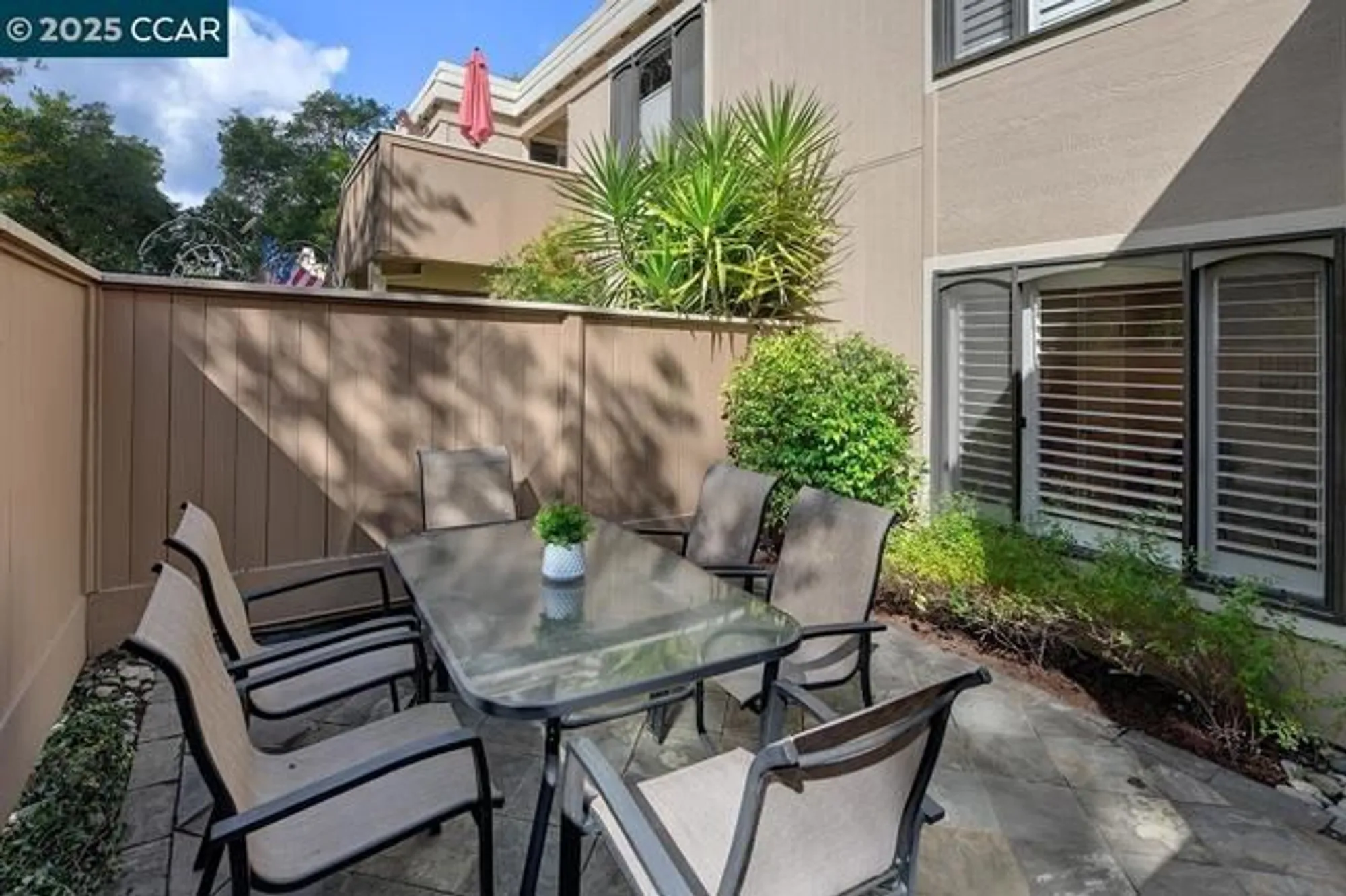 Property Slideshow image 4 of 53 | 1136 rockledge ln apt 6, Walnut Creek, CA, 94595
