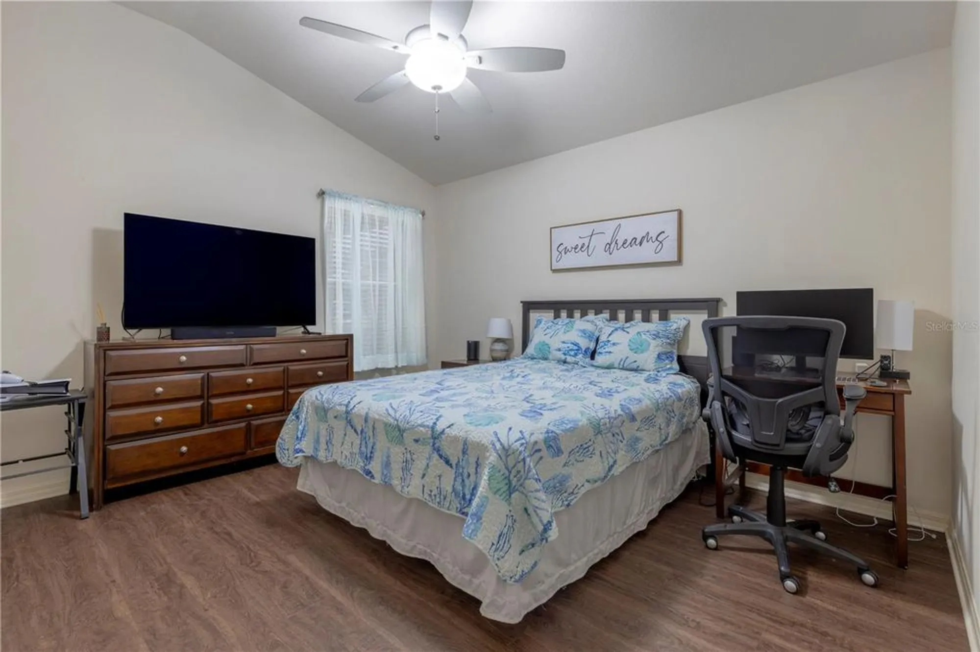 Property Slideshow image 14 of 31 | 852 sapphire pl, The Villages, FL, 32163