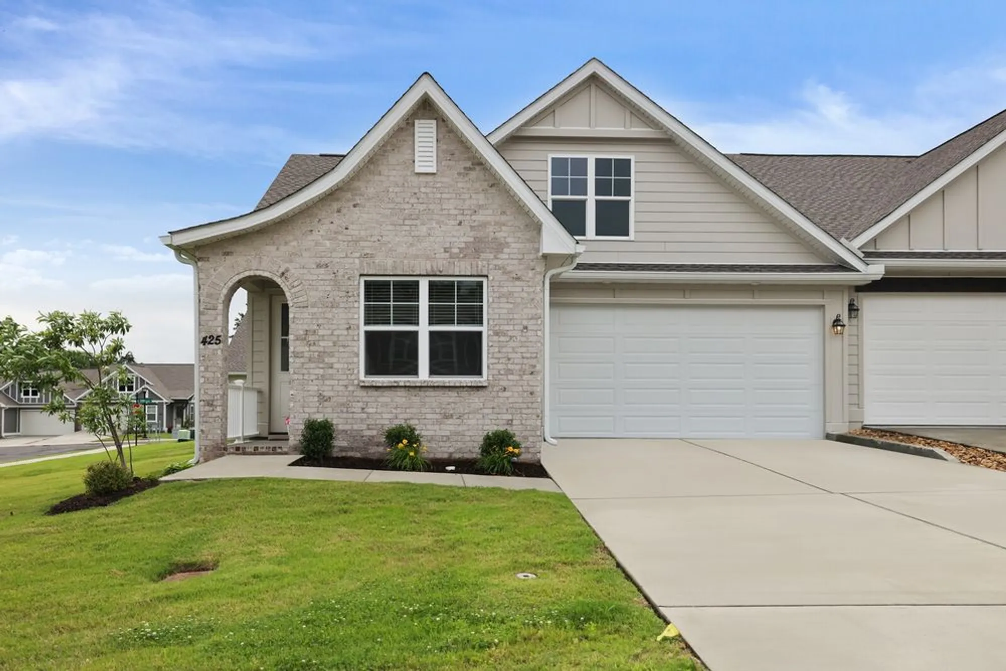 Property Slideshow image 1 of 57 | 425 multrees pl, Smyrna, TN, 37167