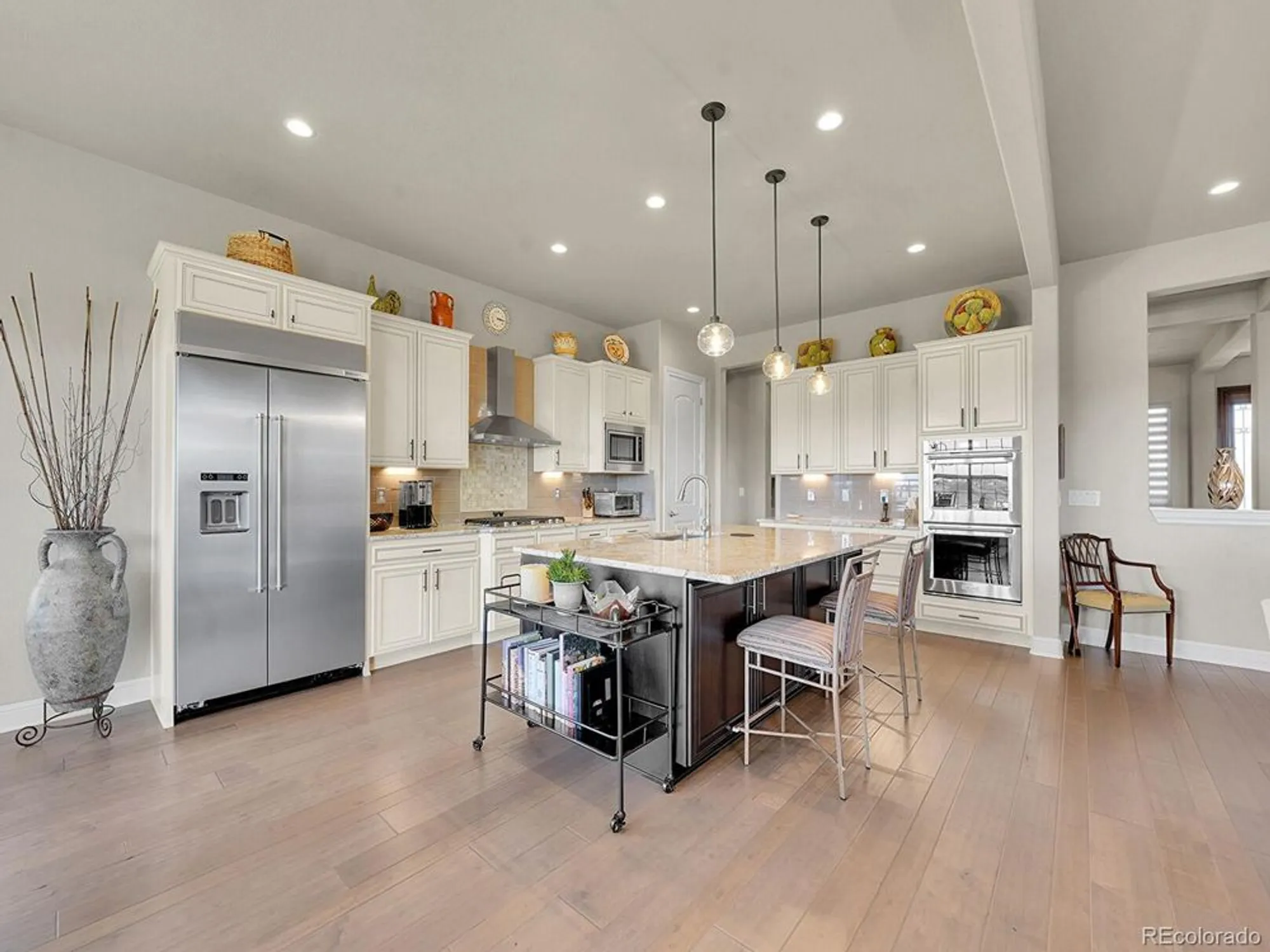 Property Slideshow image 4 of 47 | 23071 e del norte cir, Aurora, CO, 80016