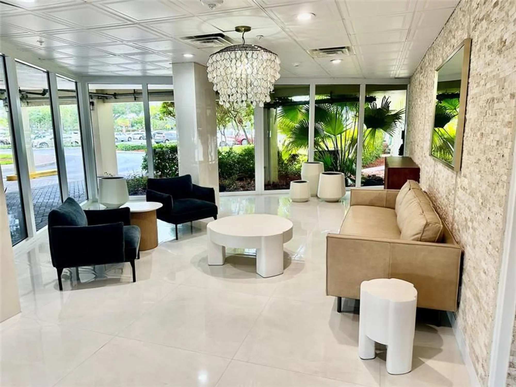 Property Slideshow image 5 of 45 | 3200 ne 36th st apt 1412a, Fort Lauderdale, FL, 33308