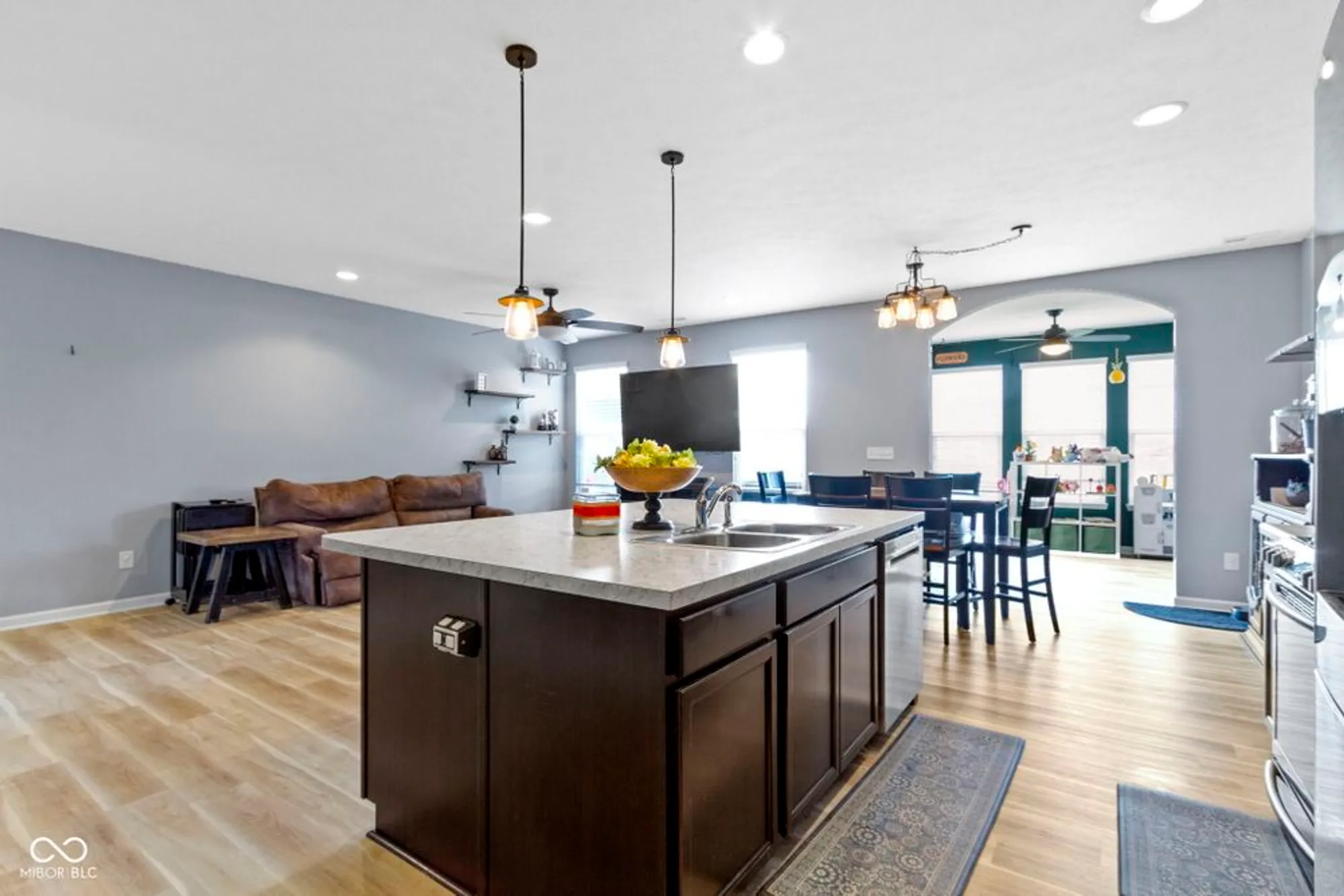 Property Slideshow image 29 of 64 | 9101 gordimer cir, Indianapolis, IN, 46239
