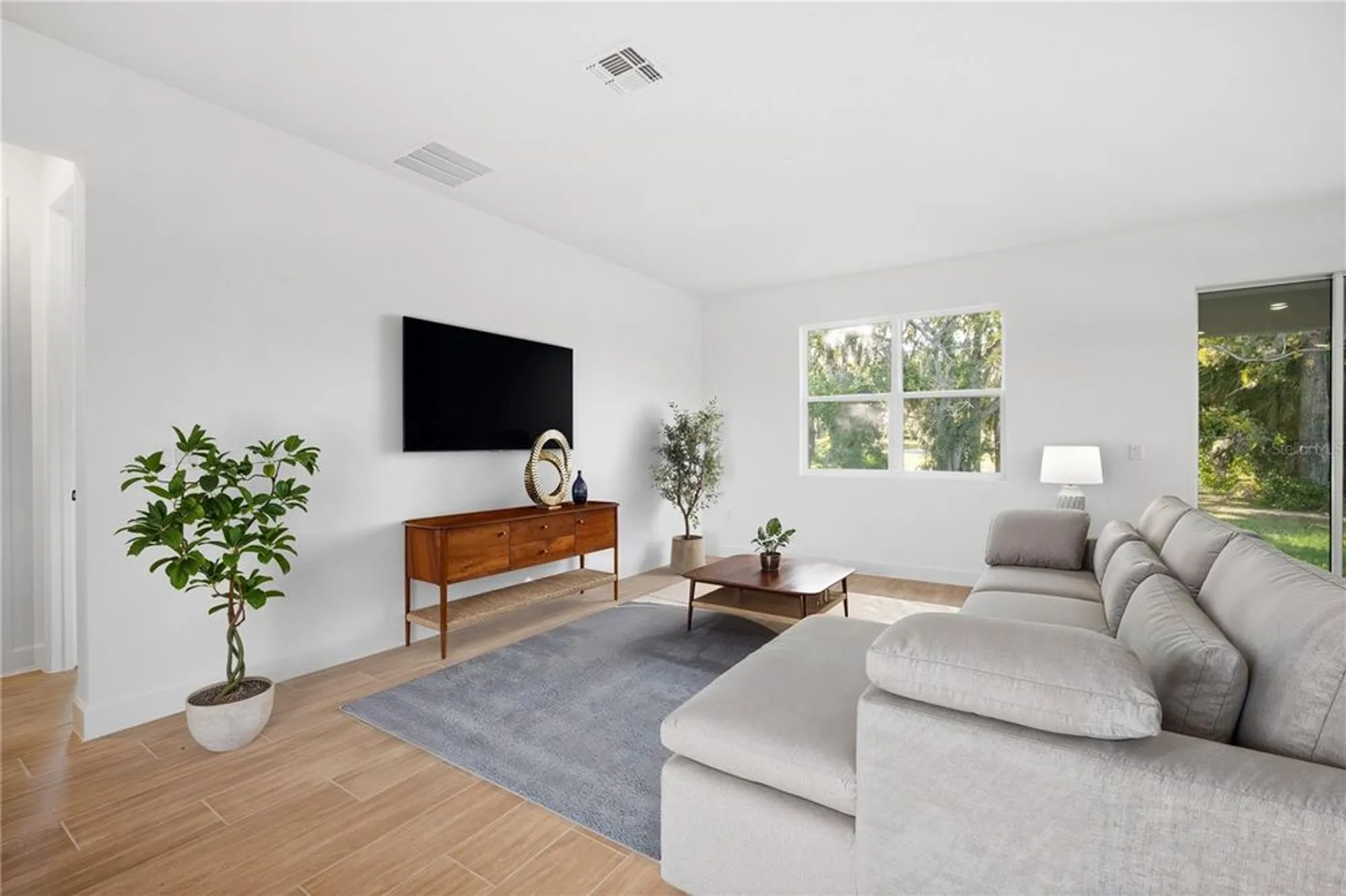 Property Slideshow image 16 of 28 | 9293 players dr, Weeki Wachee, FL, 34613