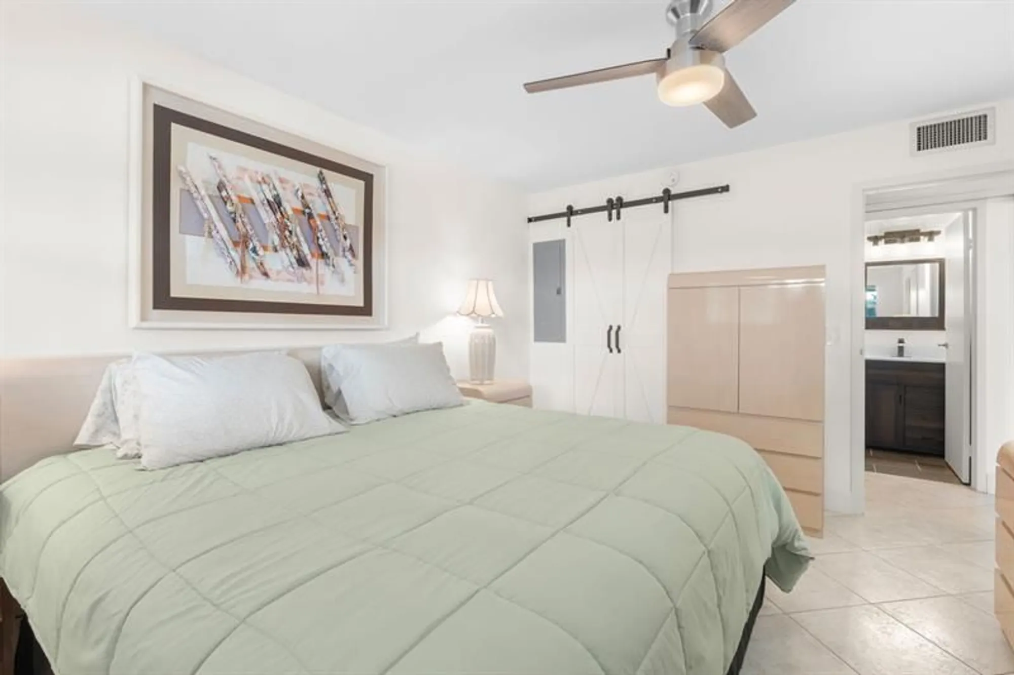 Property Slideshow image 16 of 20 | 189 brittany d # 189, Delray Beach, FL, 33446