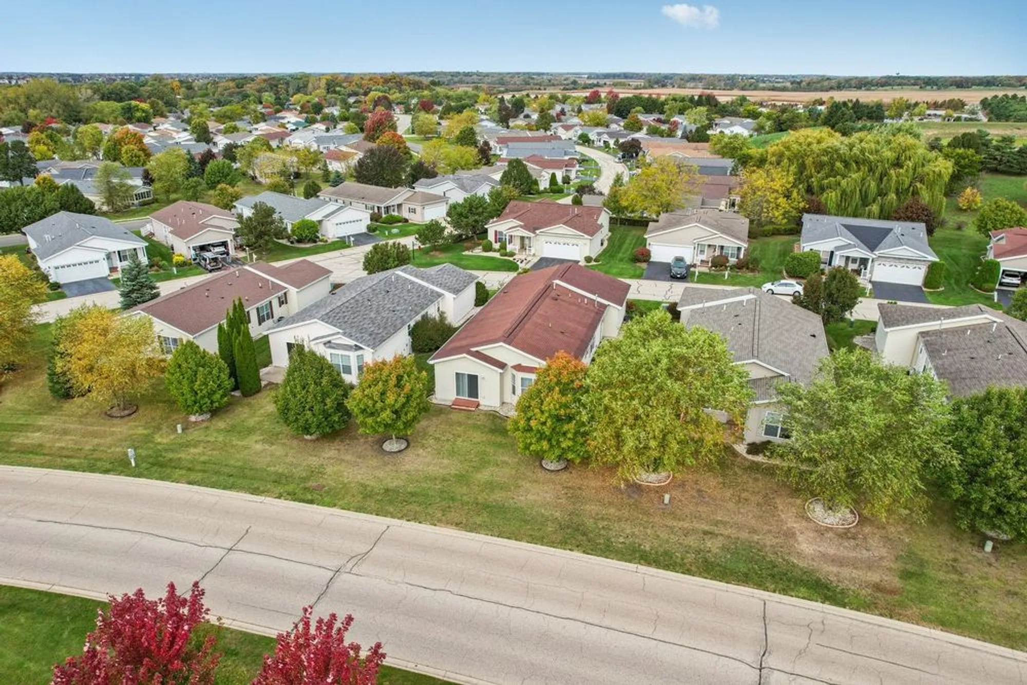 Property Slideshow image 28 of 33 | 3306 stakes ln, Grayslake, IL, 60030