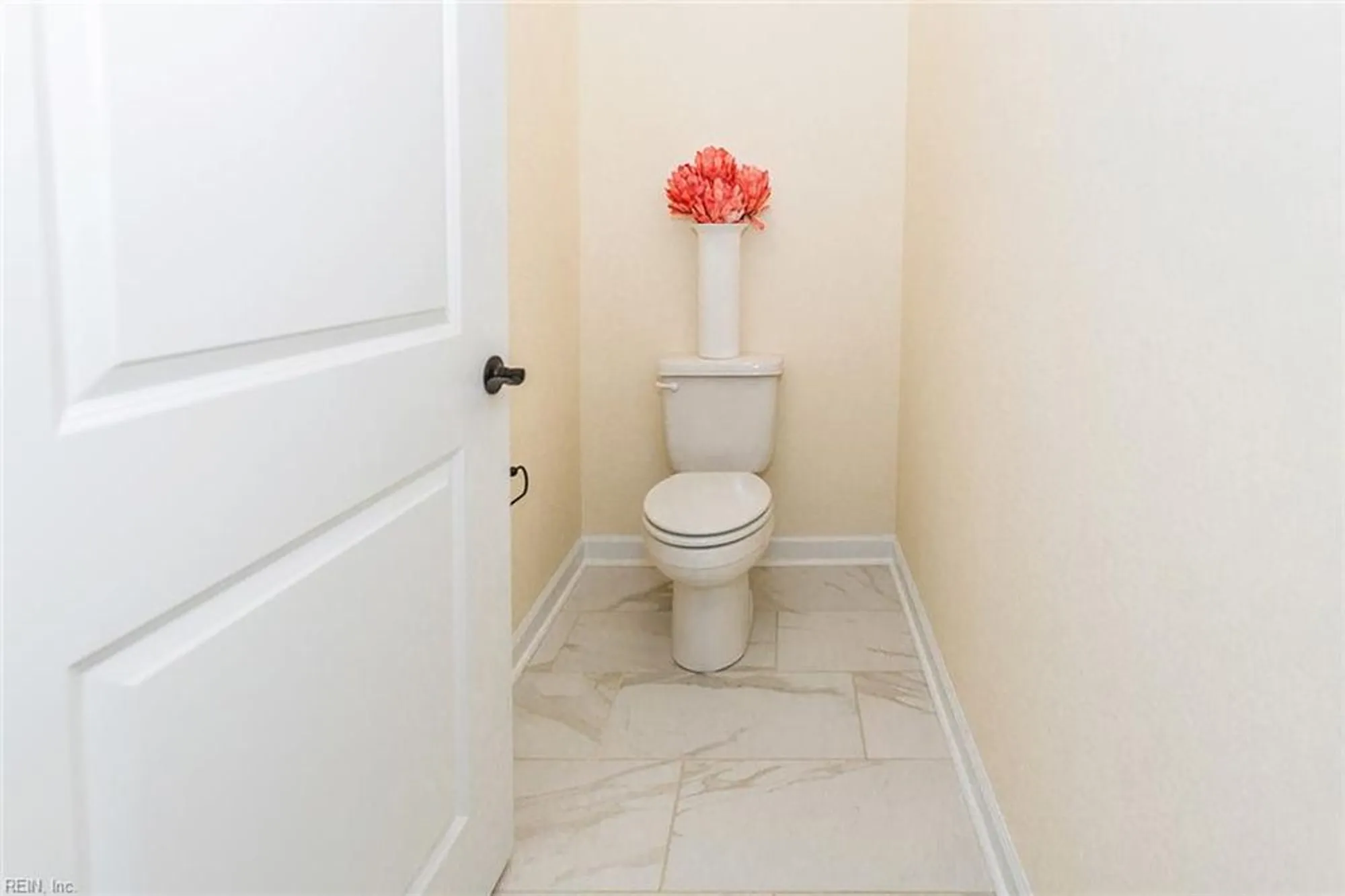 Property Slideshow image 12 of 28 | 1200 capella ln a, Suffolk, VA, 23434