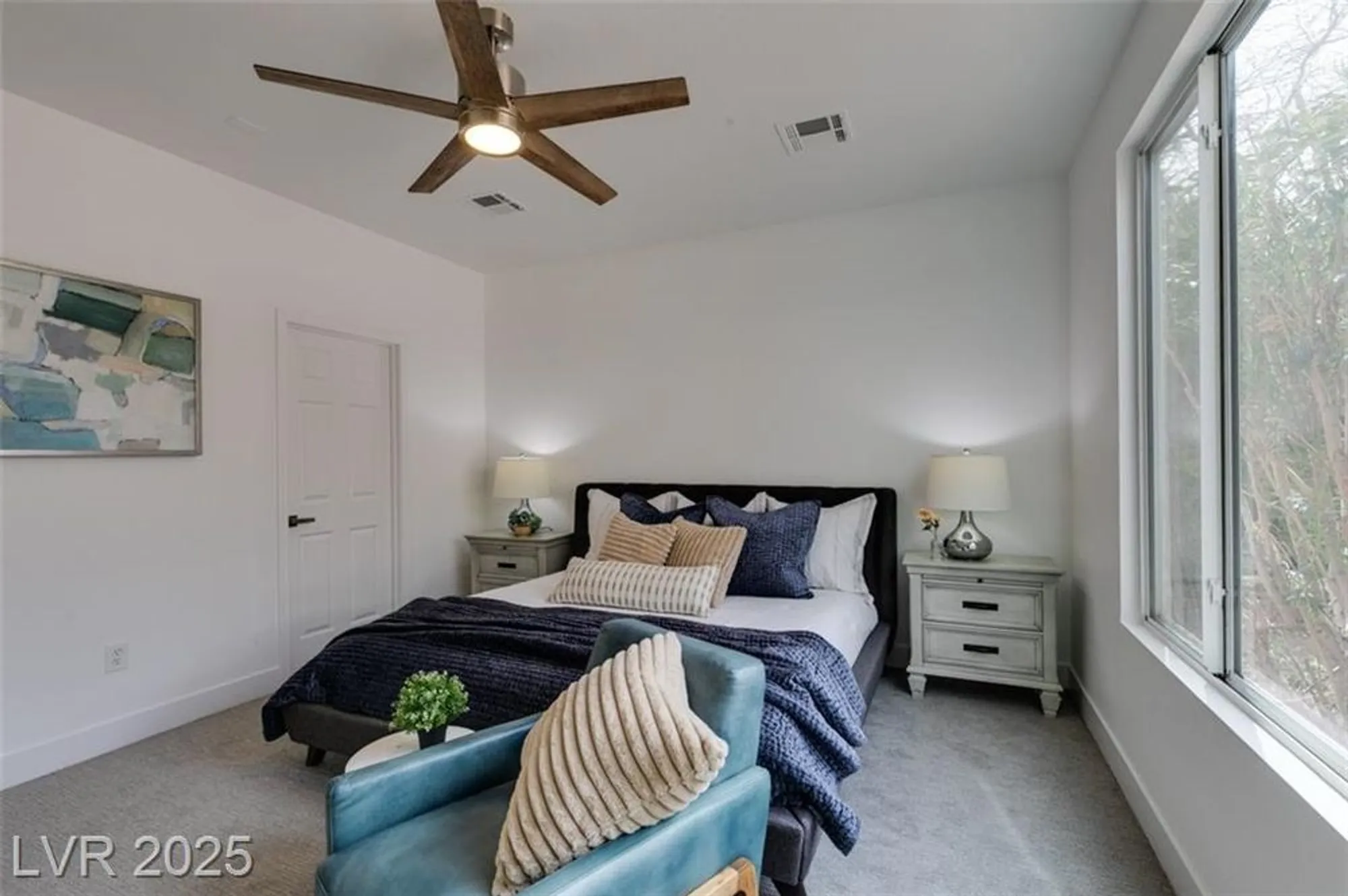 Property Slideshow image 11 of 46 | 5029 alfingo st, Las Vegas, NV, 89135