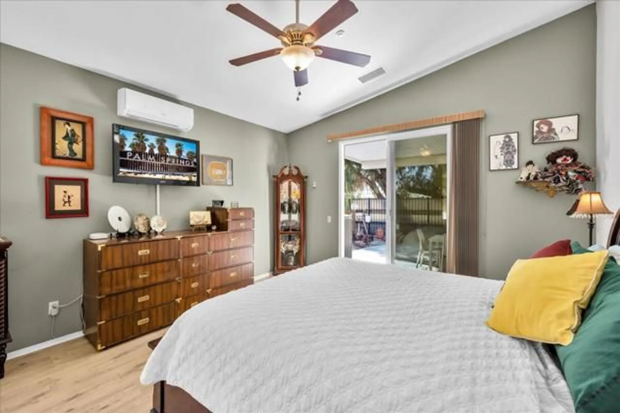 Property Slideshow image 16 of 56 | 2579 savanna way, Palm Springs, CA, 92262