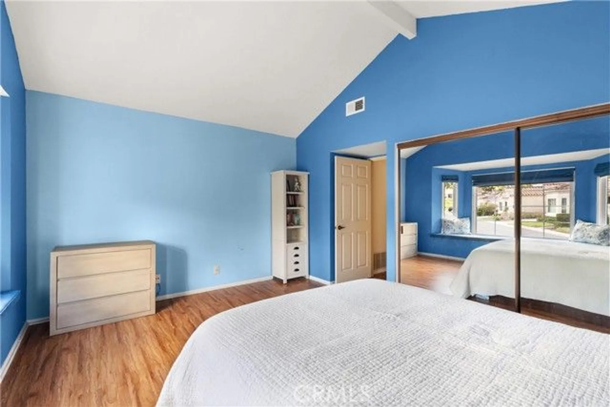 Property Slideshow image 31 of 43 | 28037 via tirso, Mission Viejo, CA, 92692