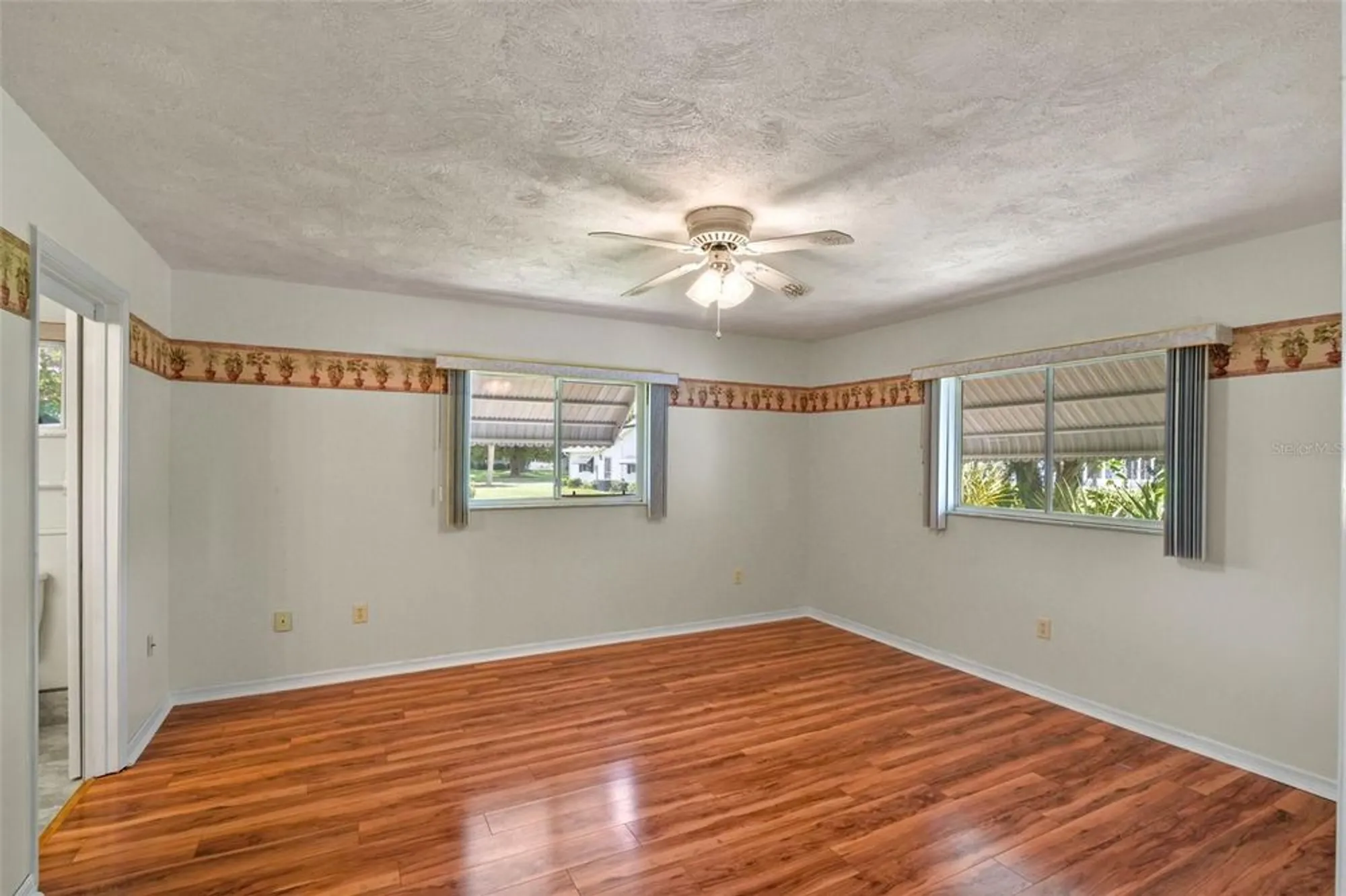 Property Slideshow image 22 of 68 | 10185 se 175th ln, Summerfield, FL, 34491