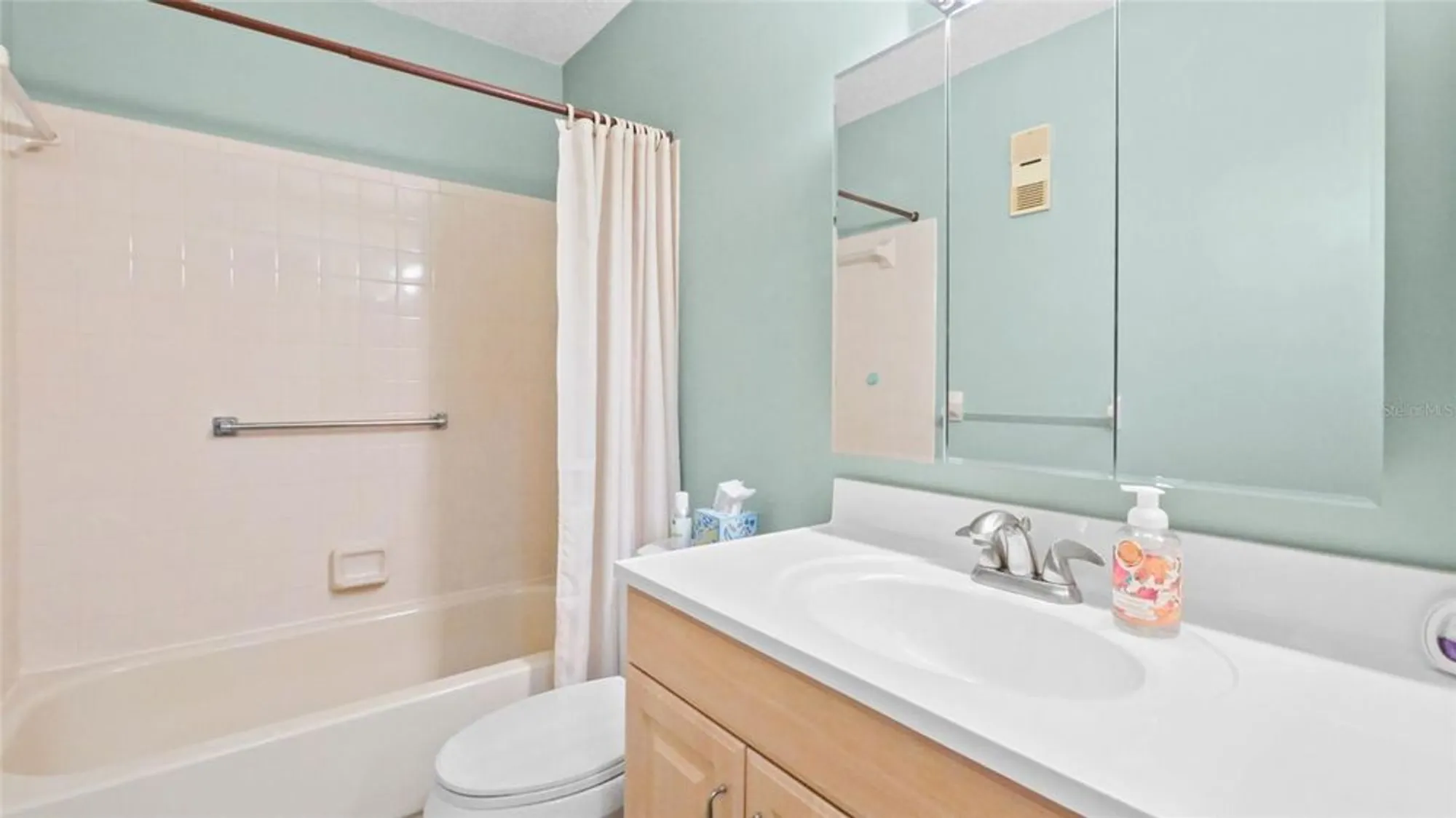 Property Slideshow image 20 of 32 | 6070 80th st n unit 109, St Petersburg, FL, 33709