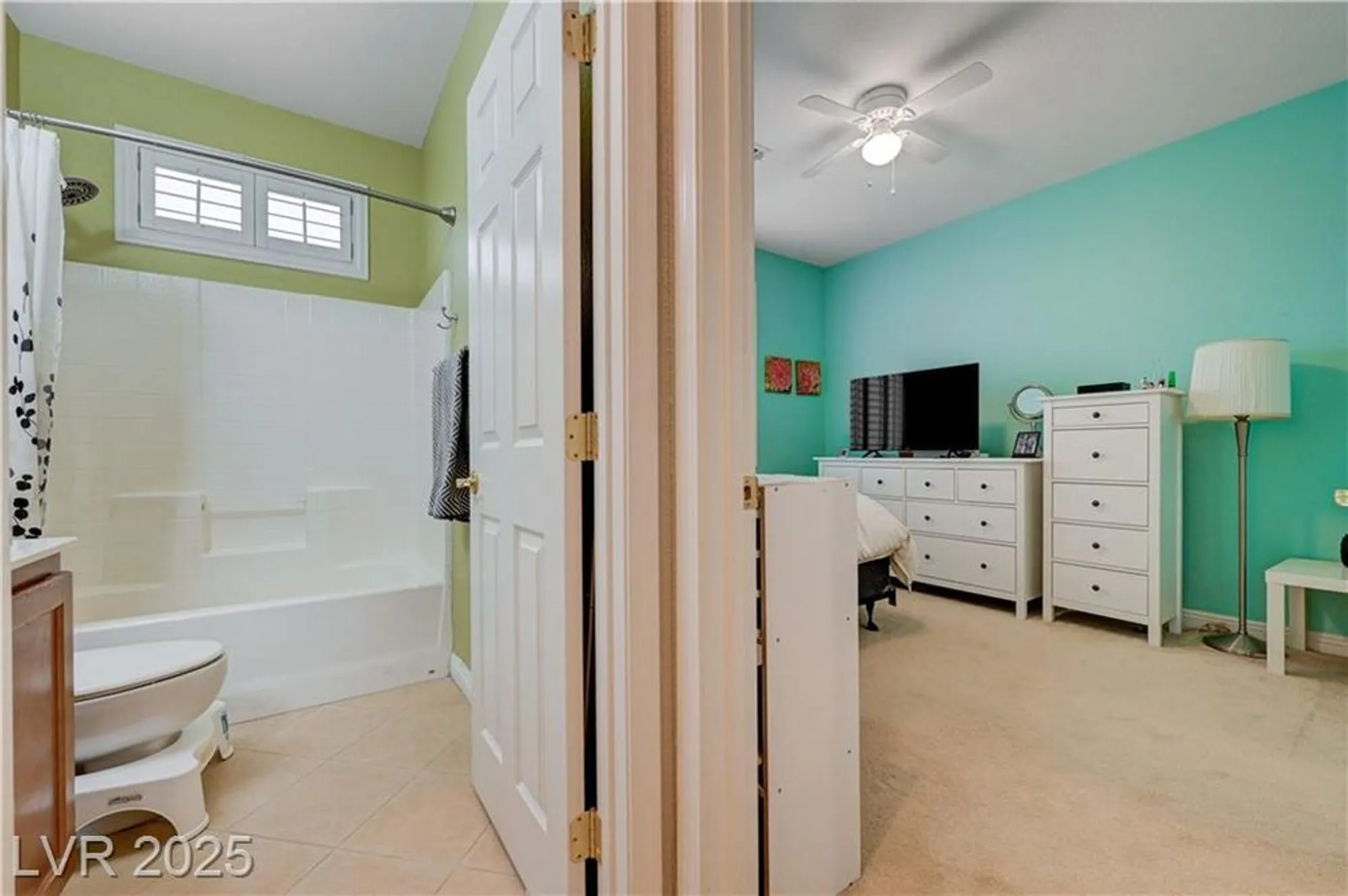 Property Slideshow image 23 of 99 | 10241 premia pl, Las Vegas, NV, 89135