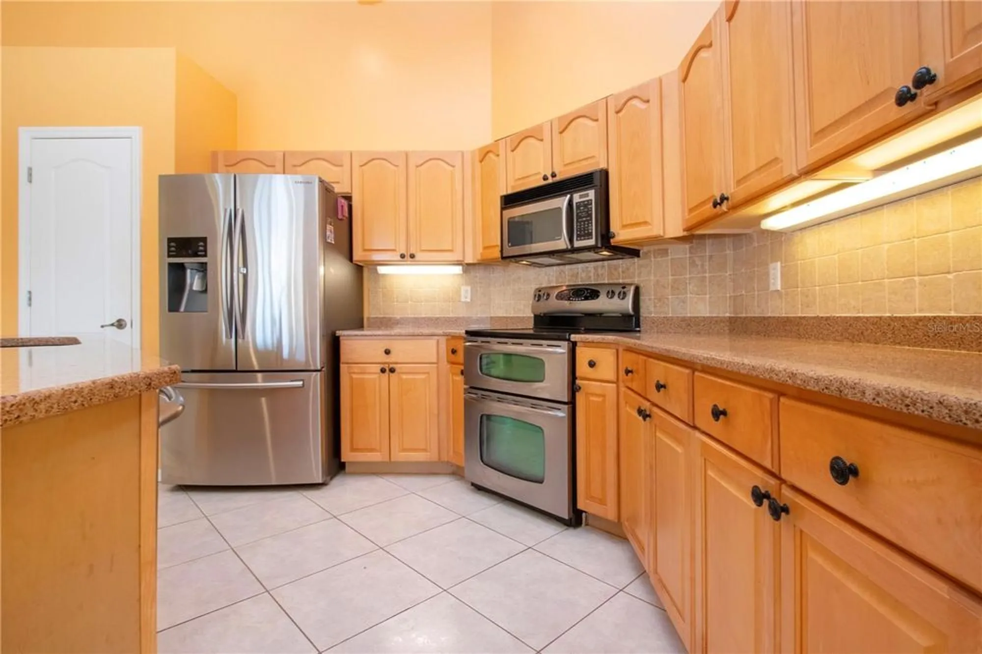 Property Slideshow image 24 of 74 | 1115 signature dr, Sun City Center, FL, 33573