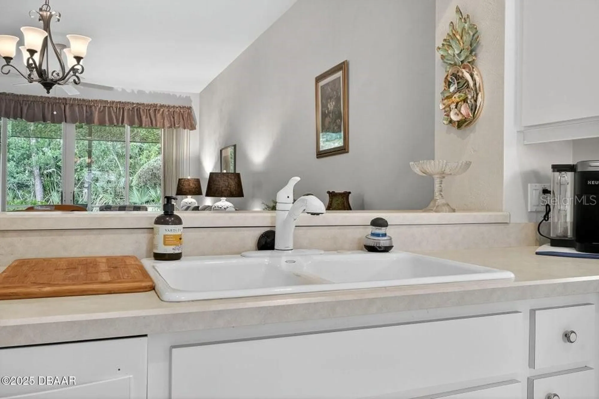 Property Slideshow image 8 of 37 | 3162 kailani ct, Ormond Beach, FL, 32174