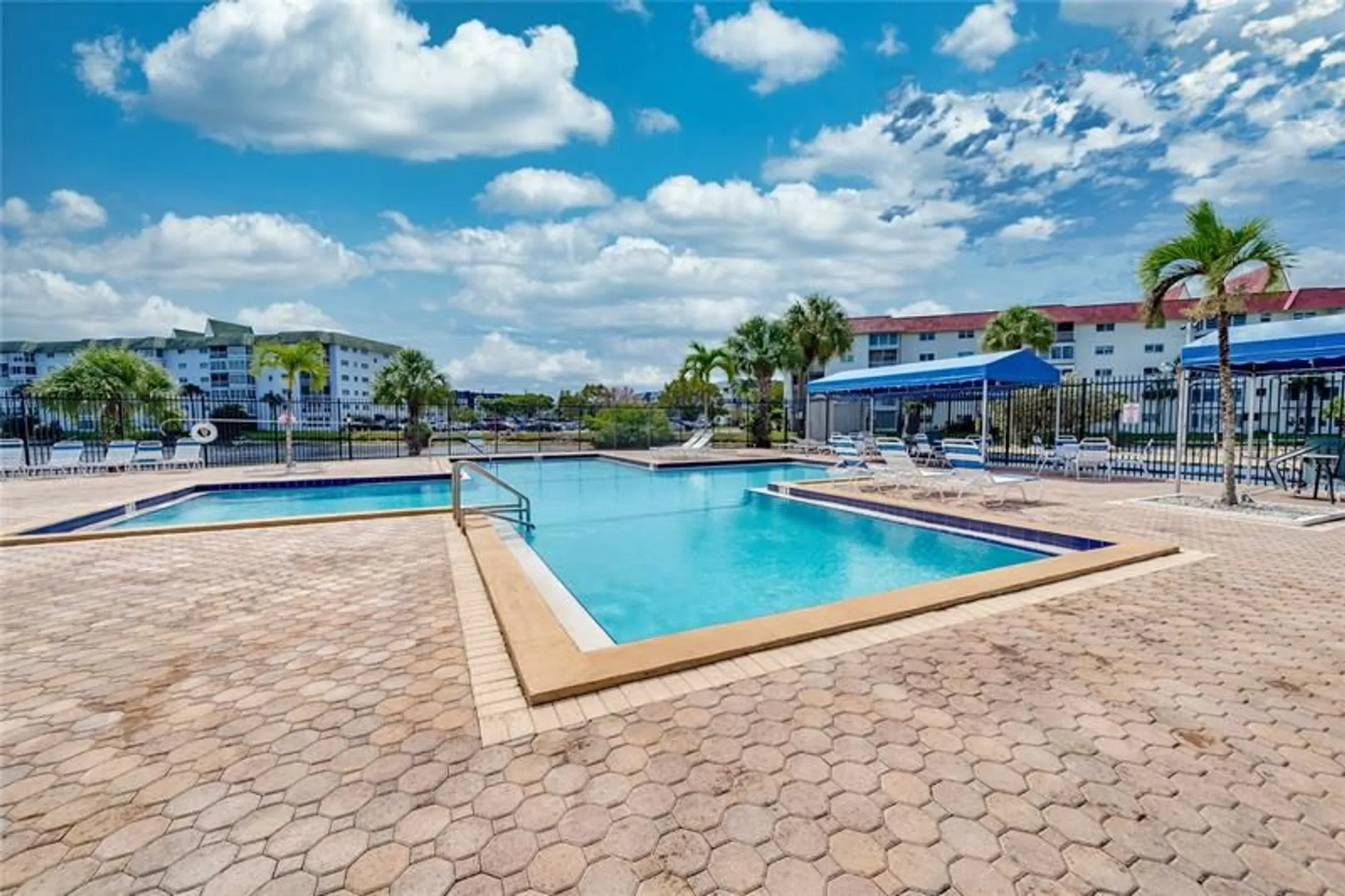 Property Slideshow image 34 of 43 | 2271 nw 47th ter 107, Lauderhill, FL, 33313