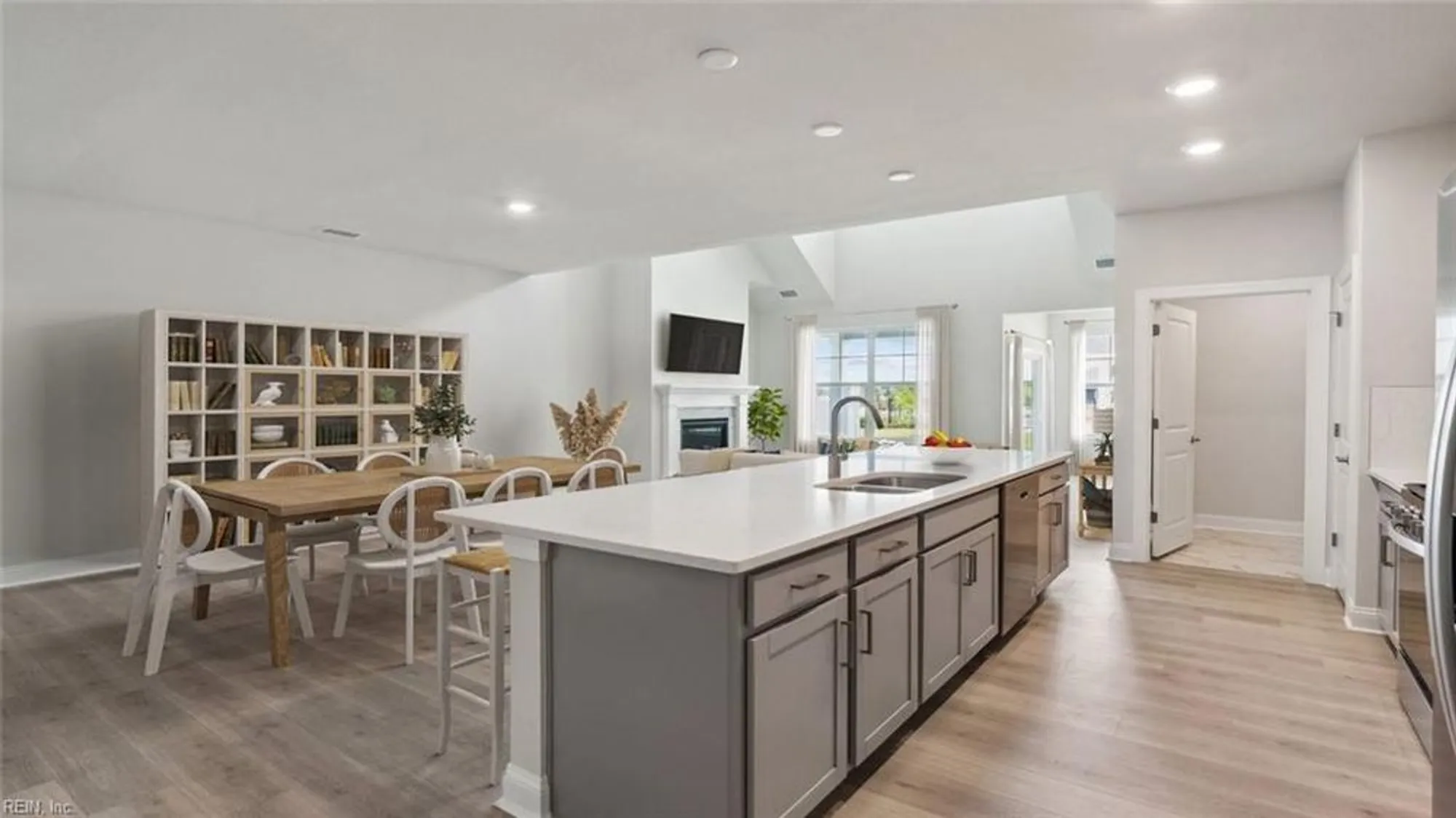 Property Slideshow image 7 of 31 | 2017 barton ln, Chesapeake, VA, 23322