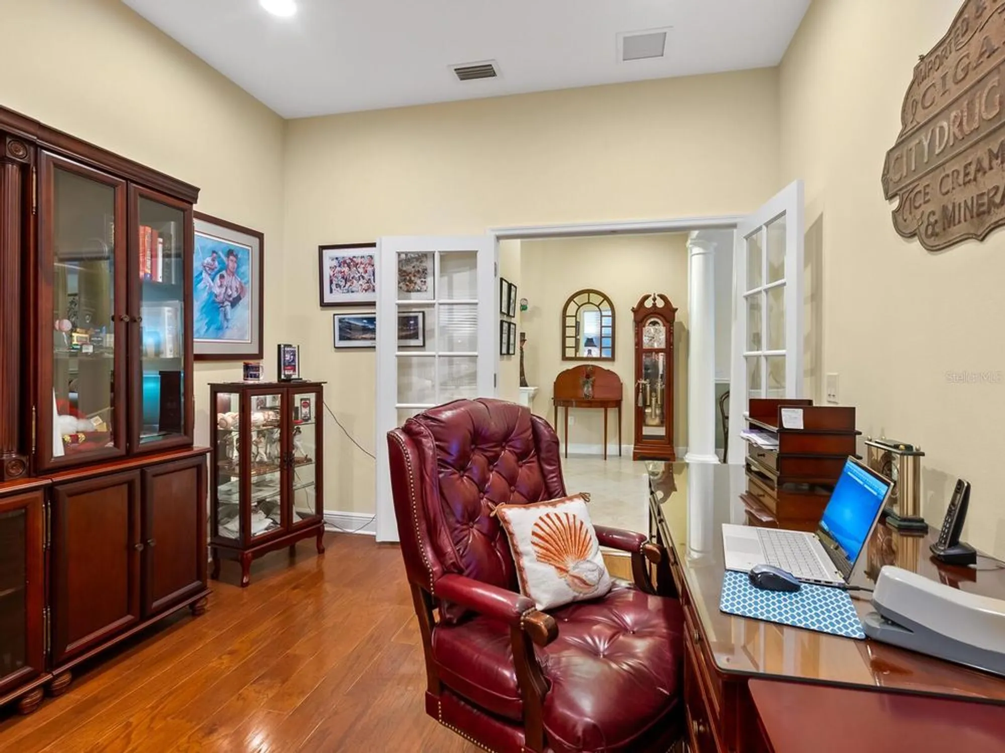 Property Slideshow image 12 of 67 | 27336 driver ln, Englewood, FL, 34223