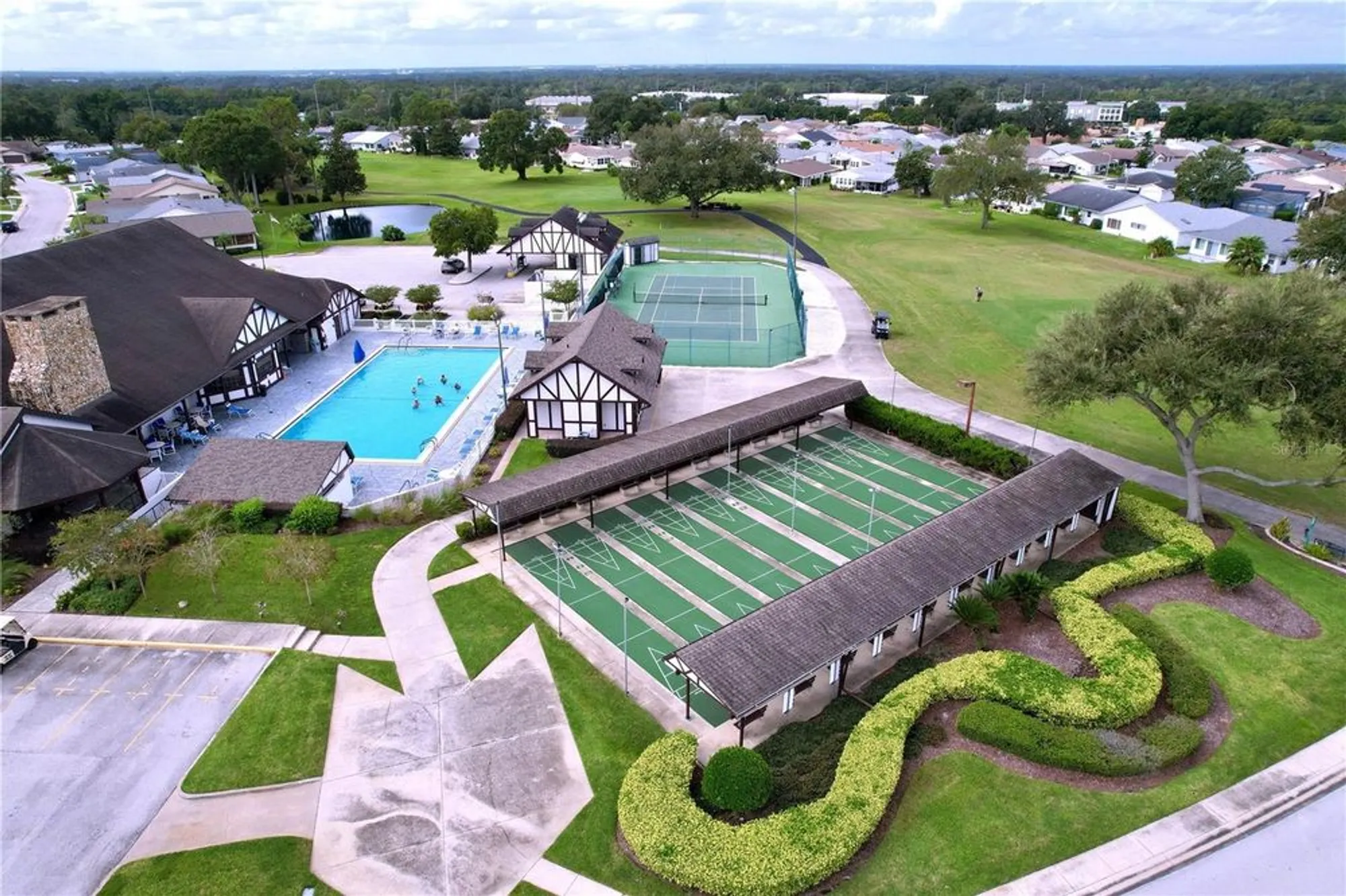 Property Slideshow image 3 of 41 | 2137 grand cypress dr, Lakeland, FL, 33810