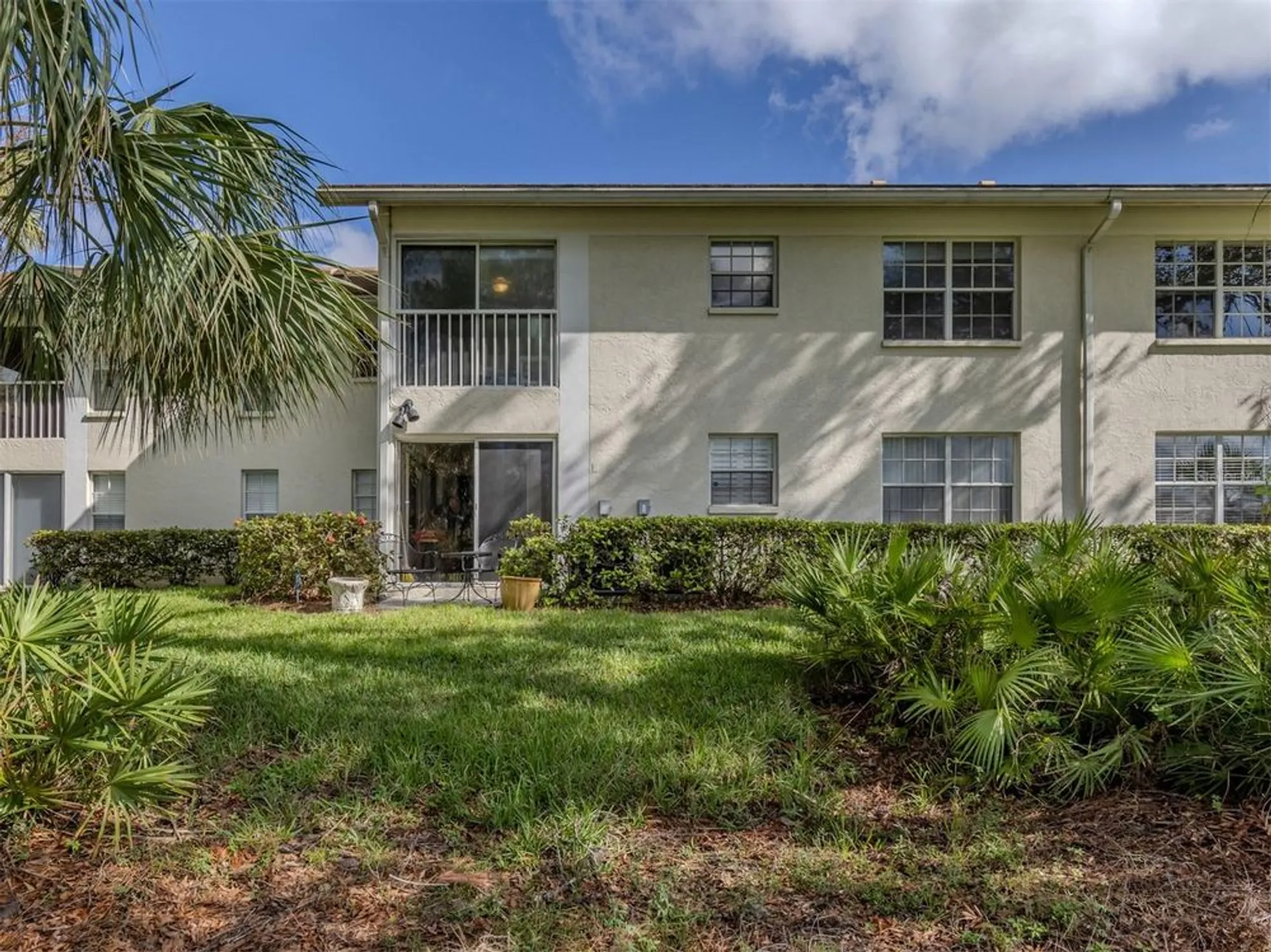 Property Slideshow image 29 of 76 | 805 montrose dr 203, Venice, FL, 34293