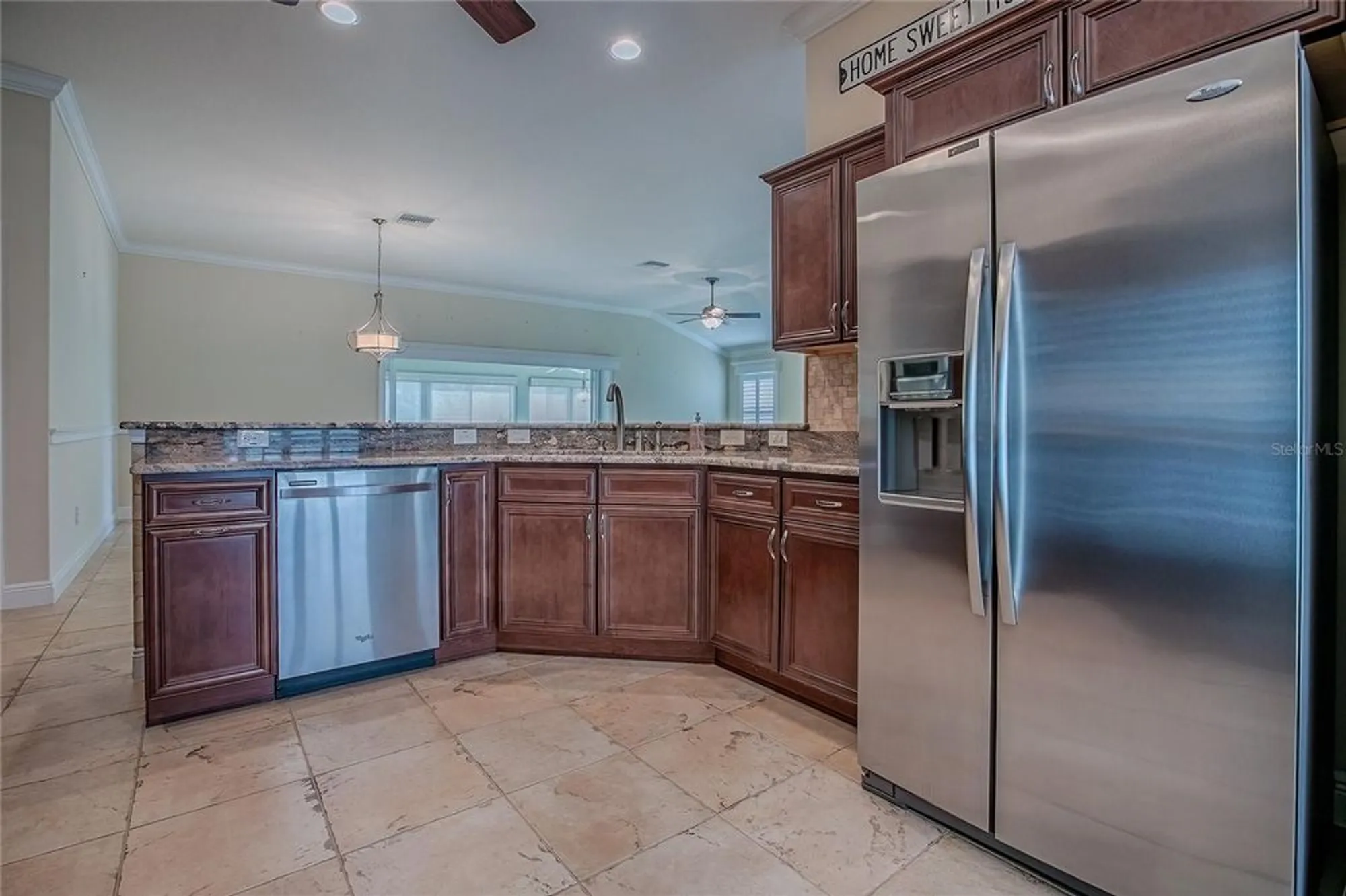 Property Slideshow image 11 of 73 | 527 beville pl, The Villages, FL, 32163