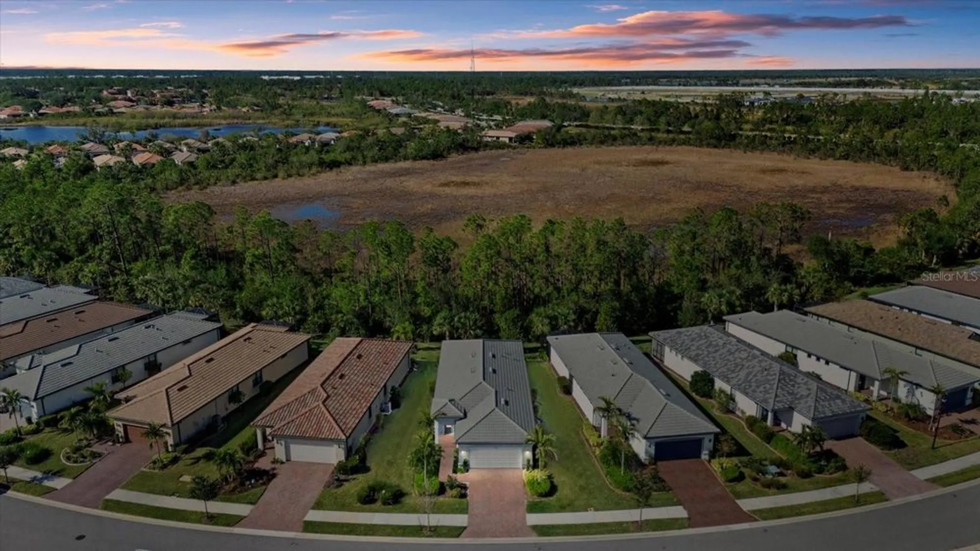 Property Slideshow image 36 of 54 | 2539 brassica dr, North Port, FL, 34289