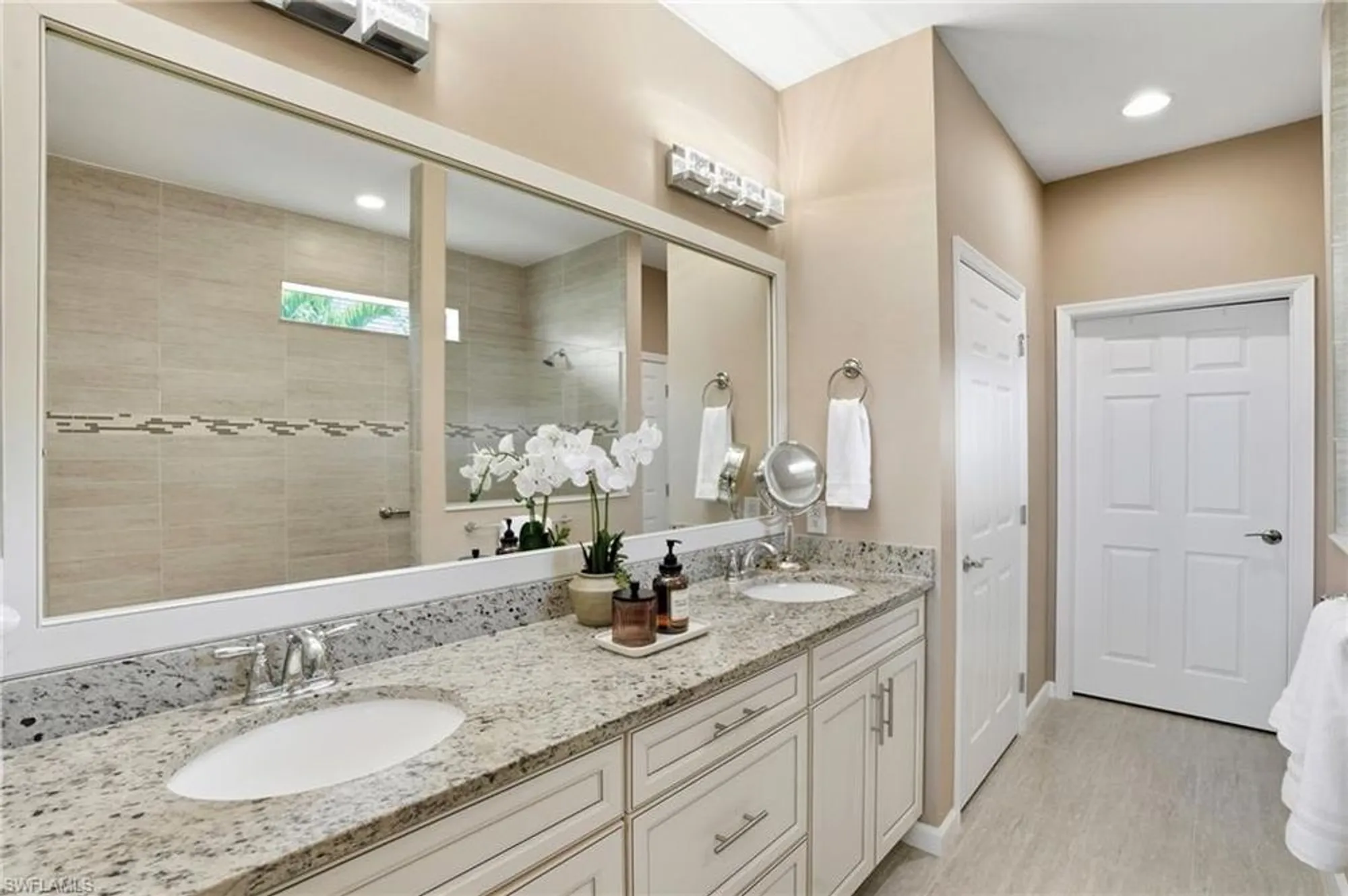 Property Slideshow image 19 of 50 | 10520 tidewater key blvd, Estero, FL, 33928